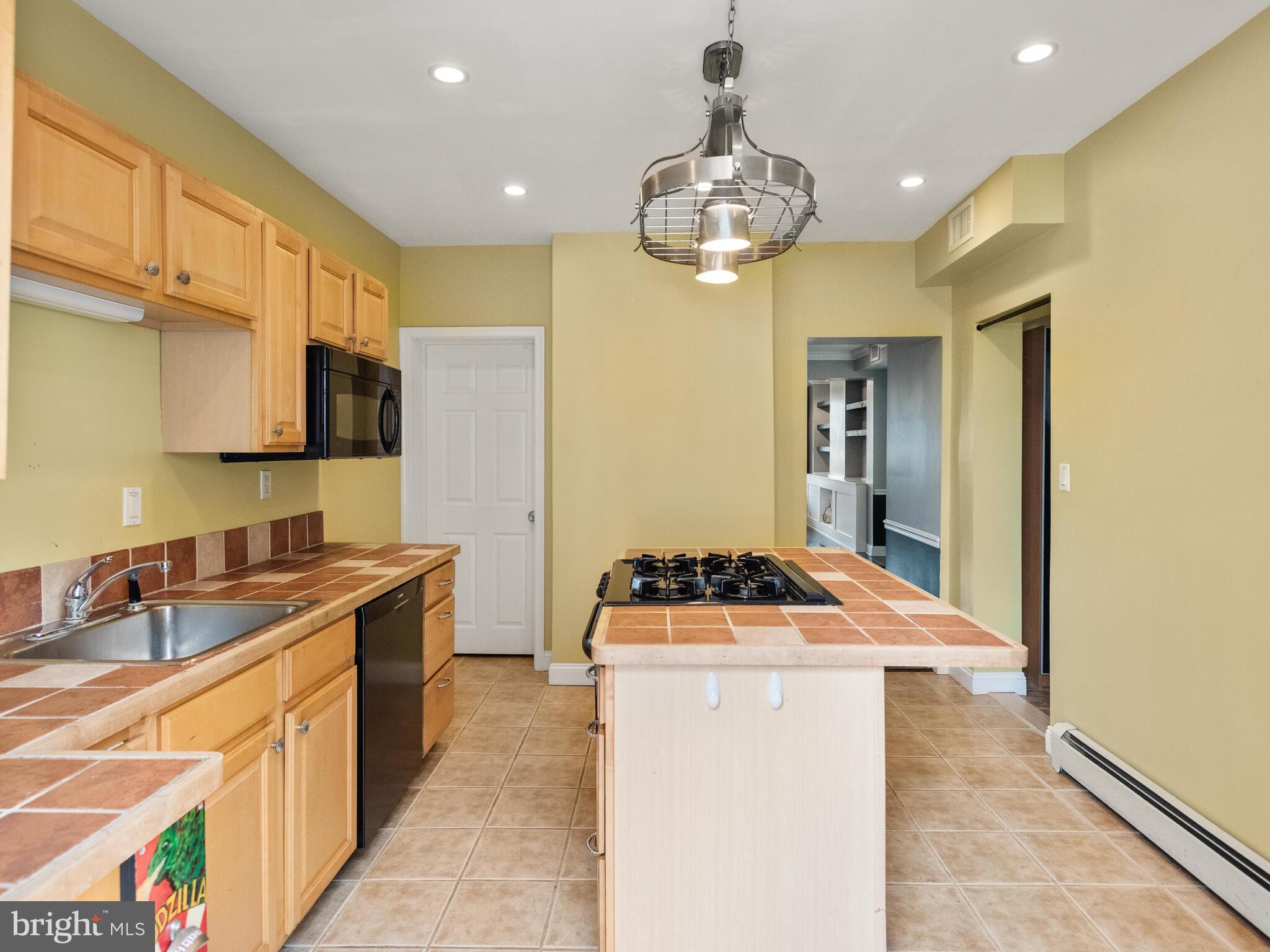 NOB HILL - Residential