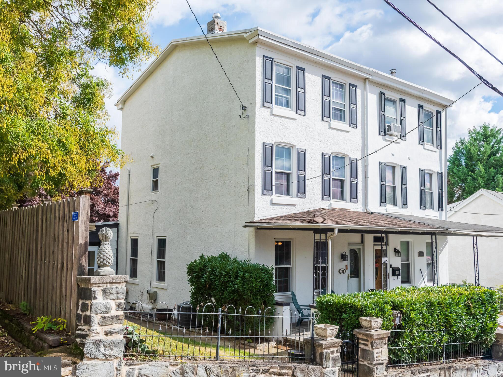 NOB HILL - Residential