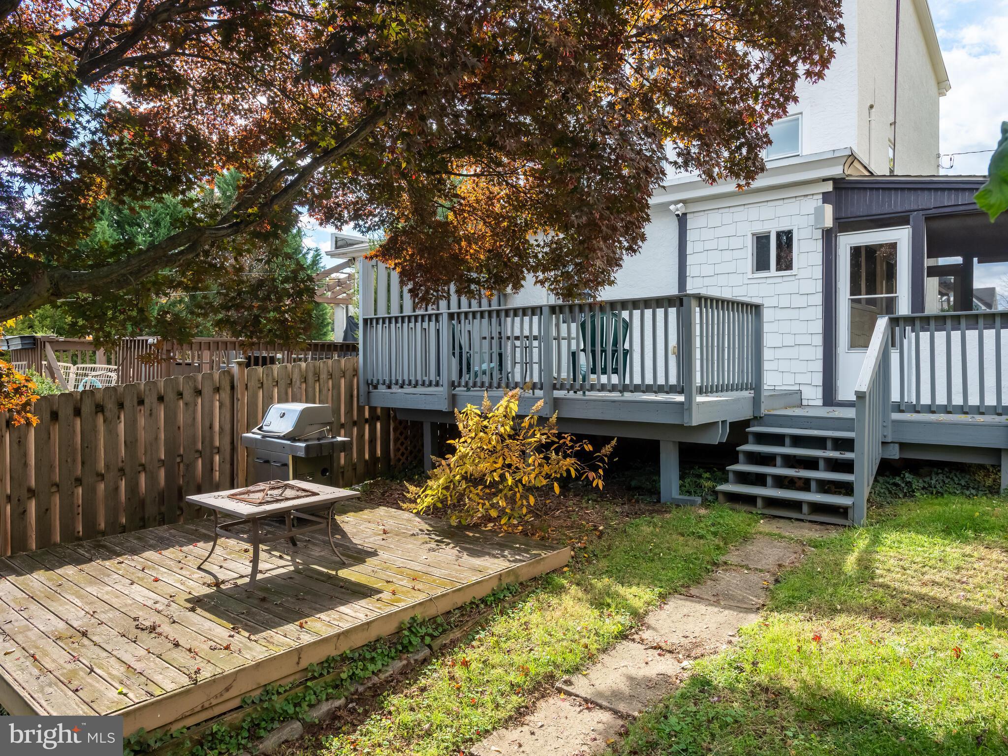 NOB HILL - Residential