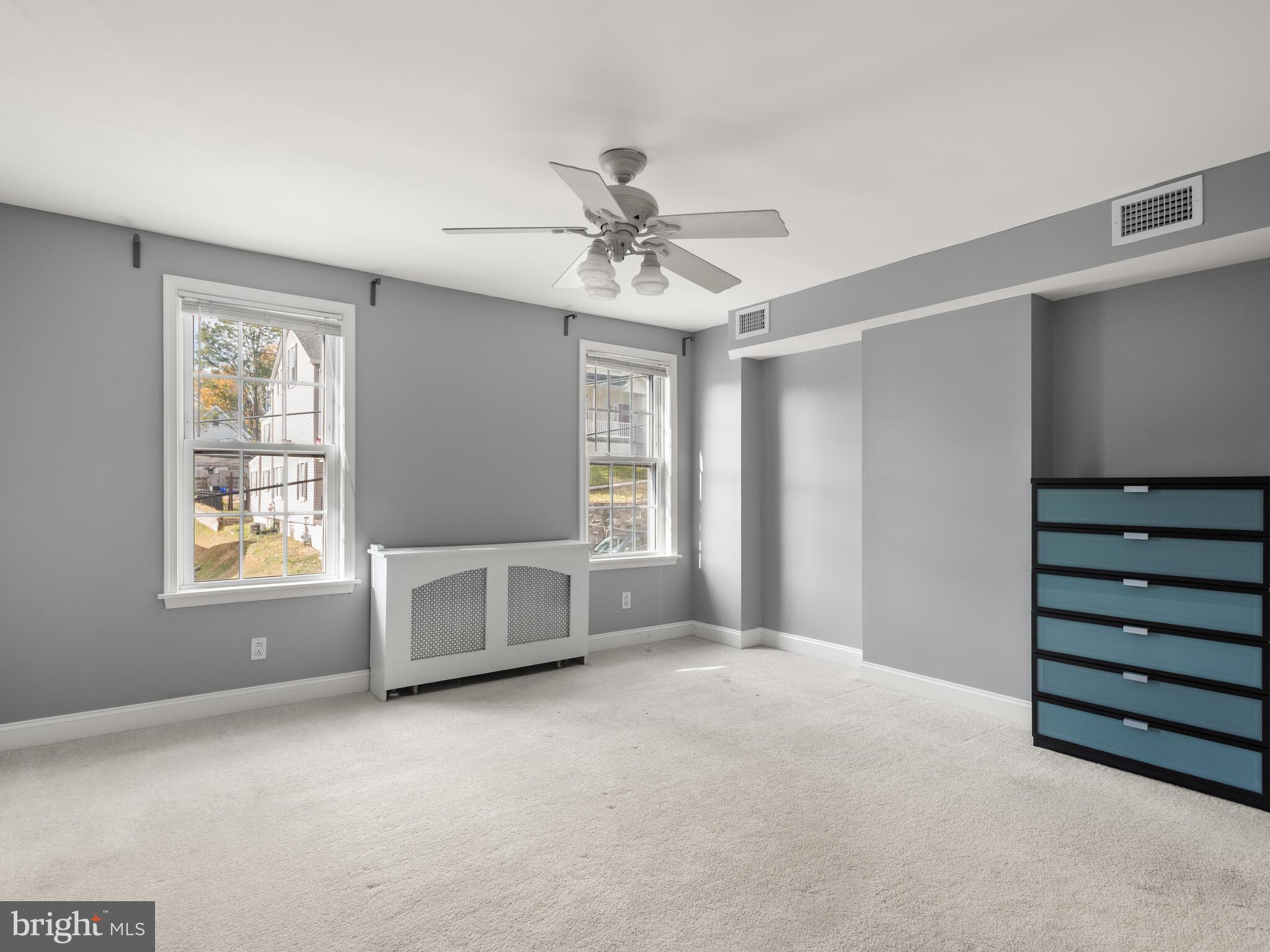 NOB HILL - Residential