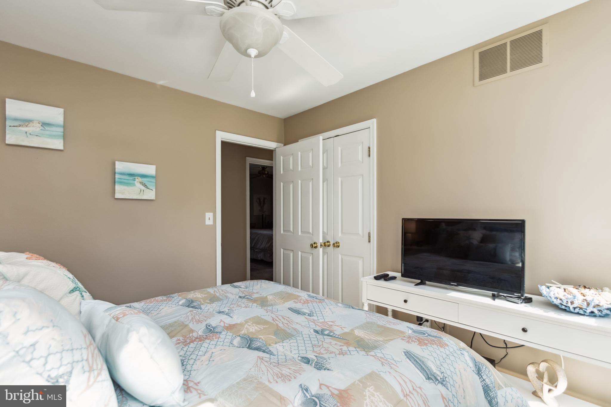 CARROLLYN MANOR - Residential