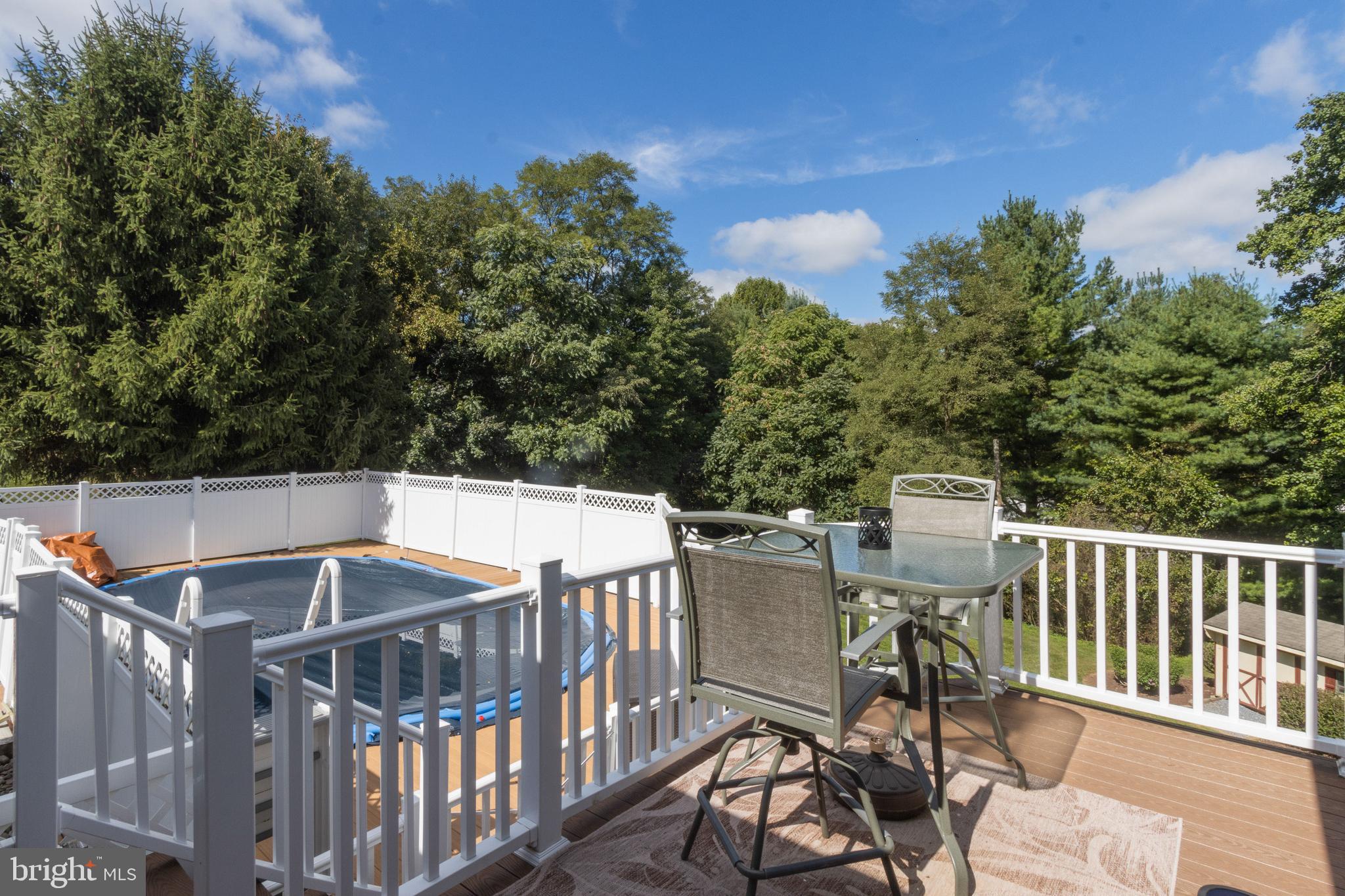 CARROLLYN MANOR - Residential