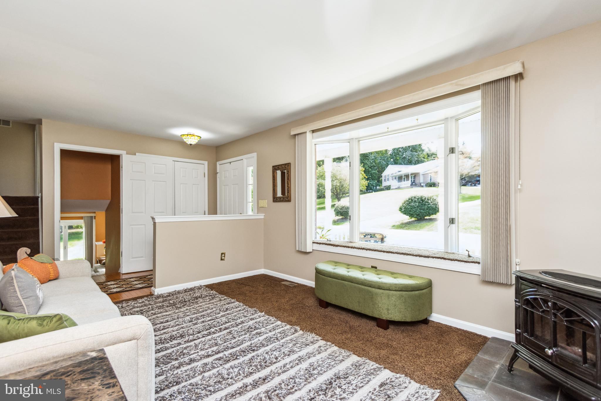 CARROLLYN MANOR - Residential