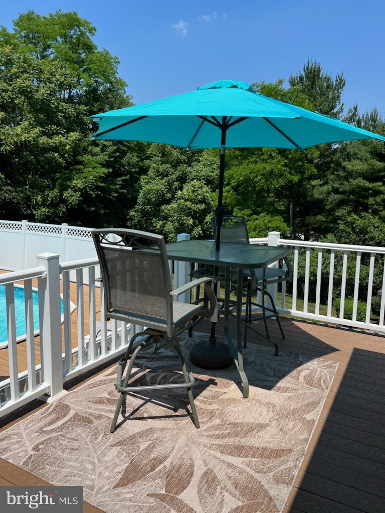 CARROLLYN MANOR - Residential