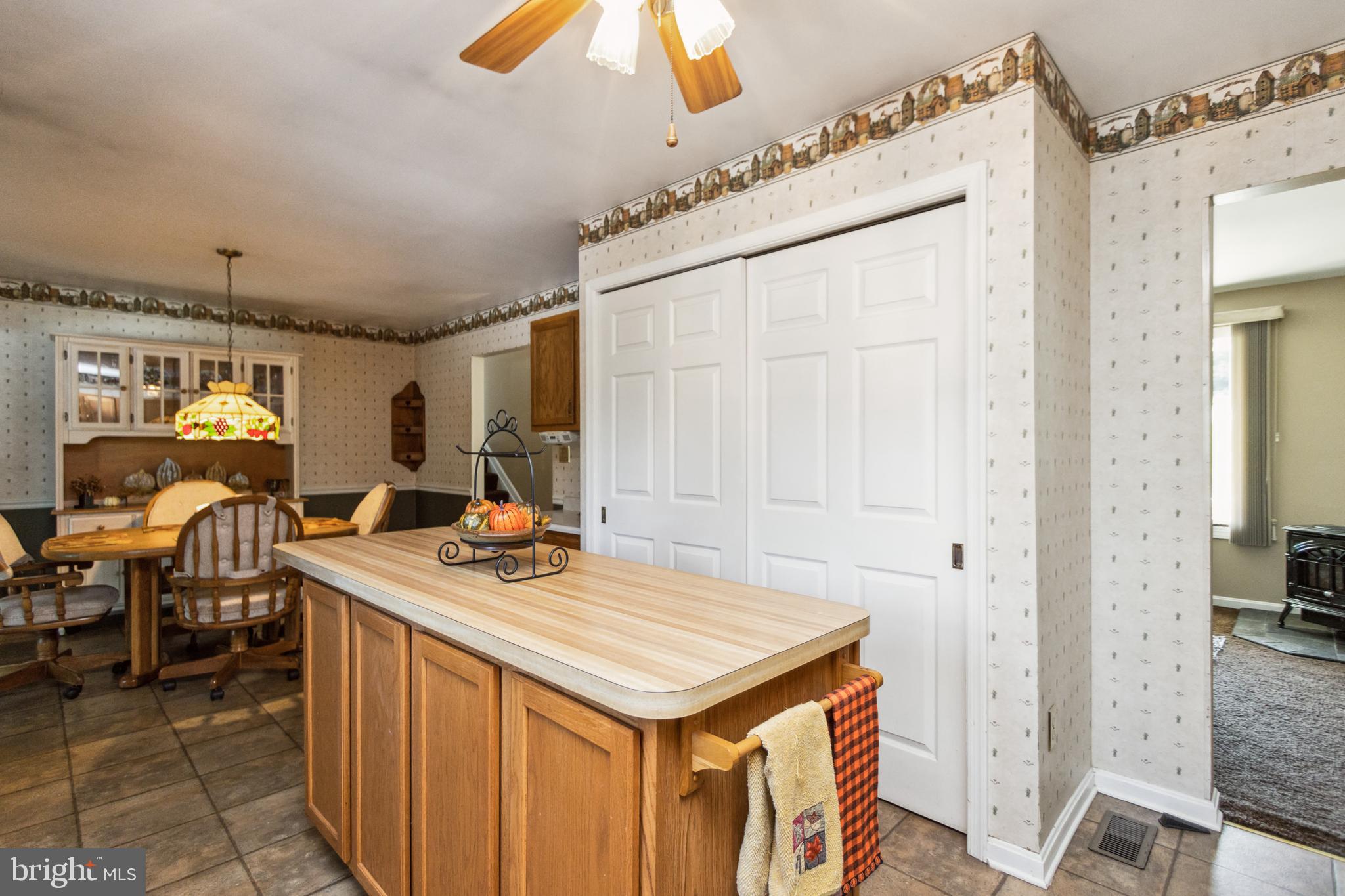 CARROLLYN MANOR - Residential