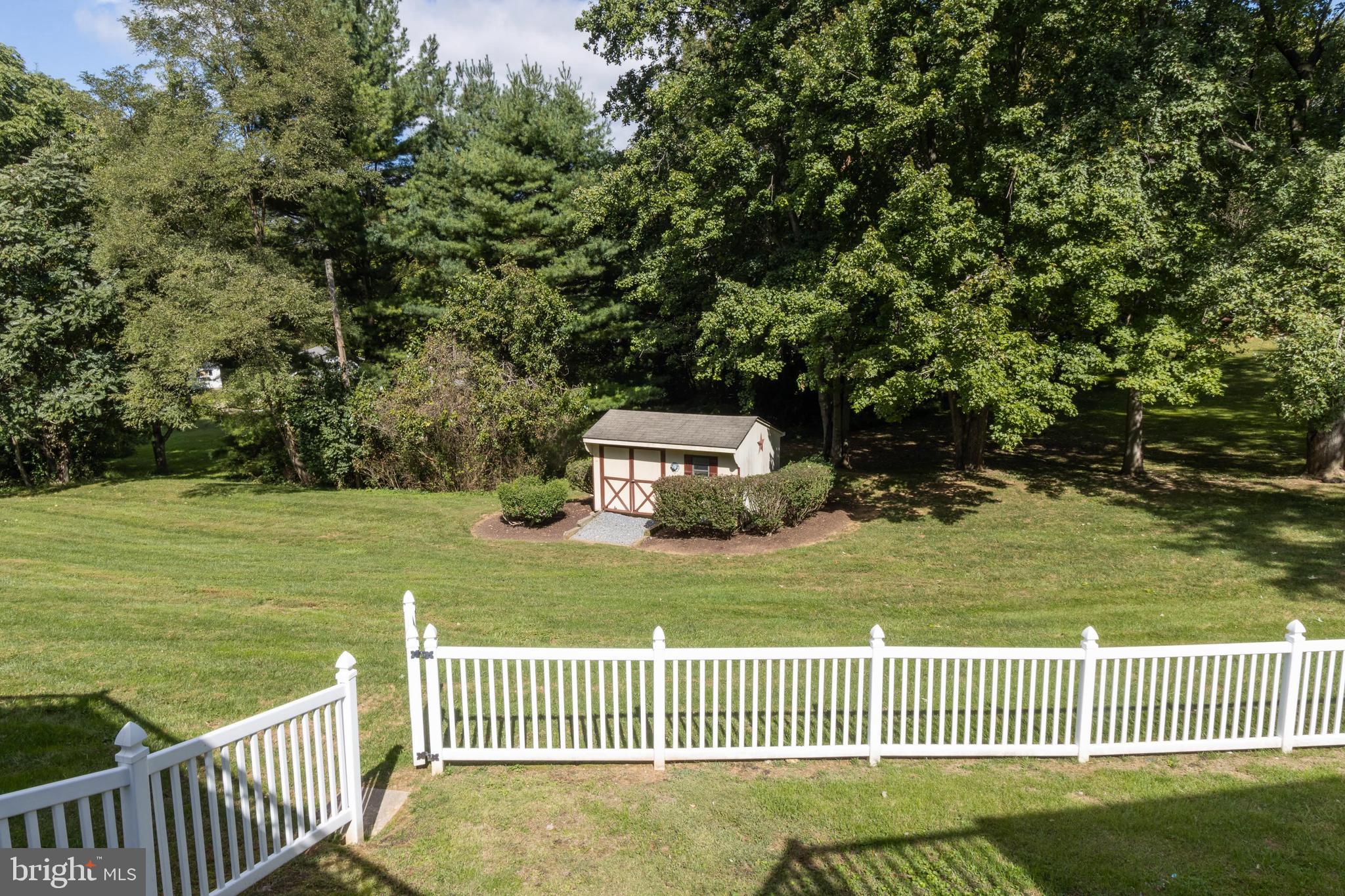 CARROLLYN MANOR - Residential