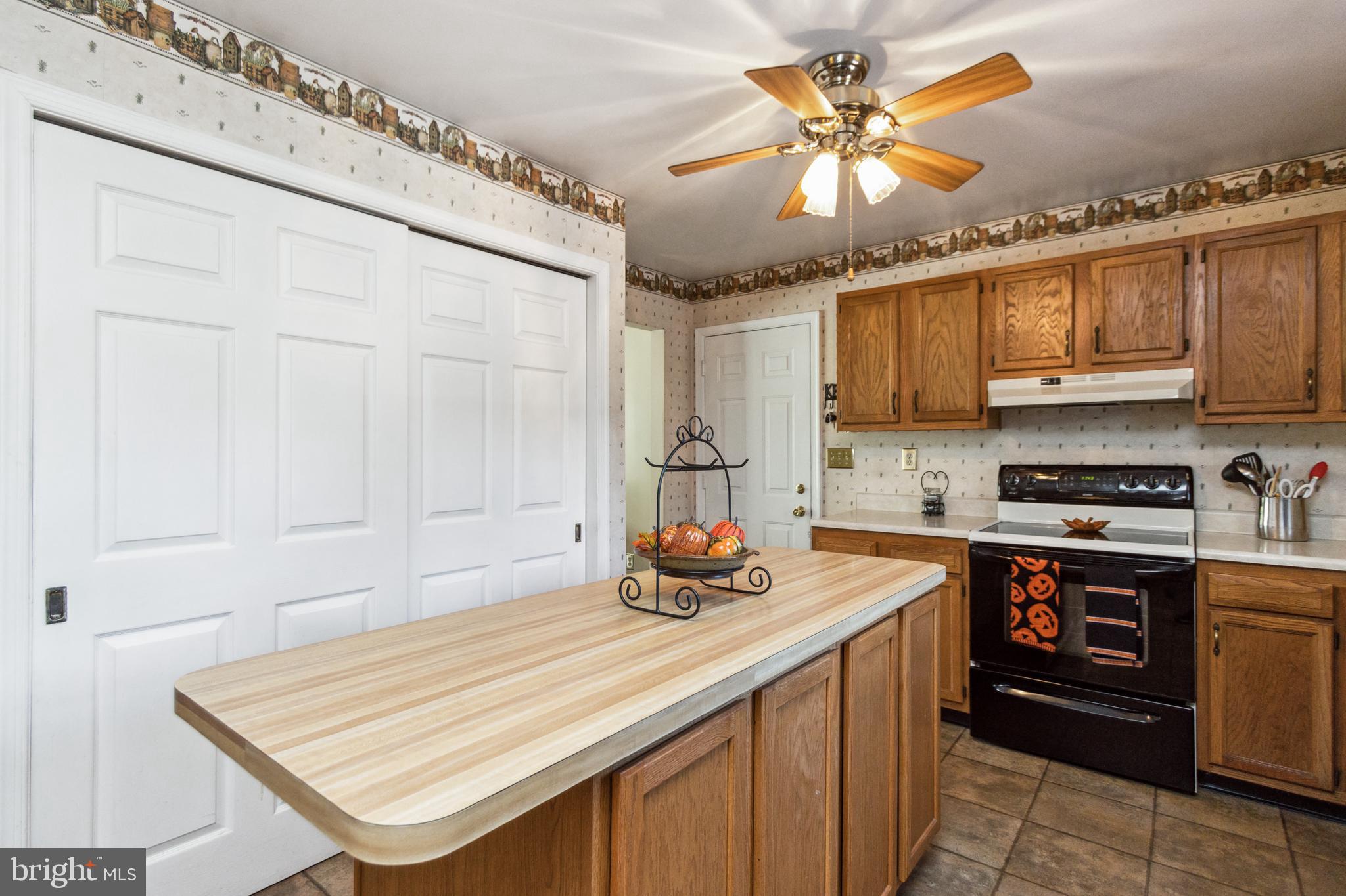 CARROLLYN MANOR - Residential