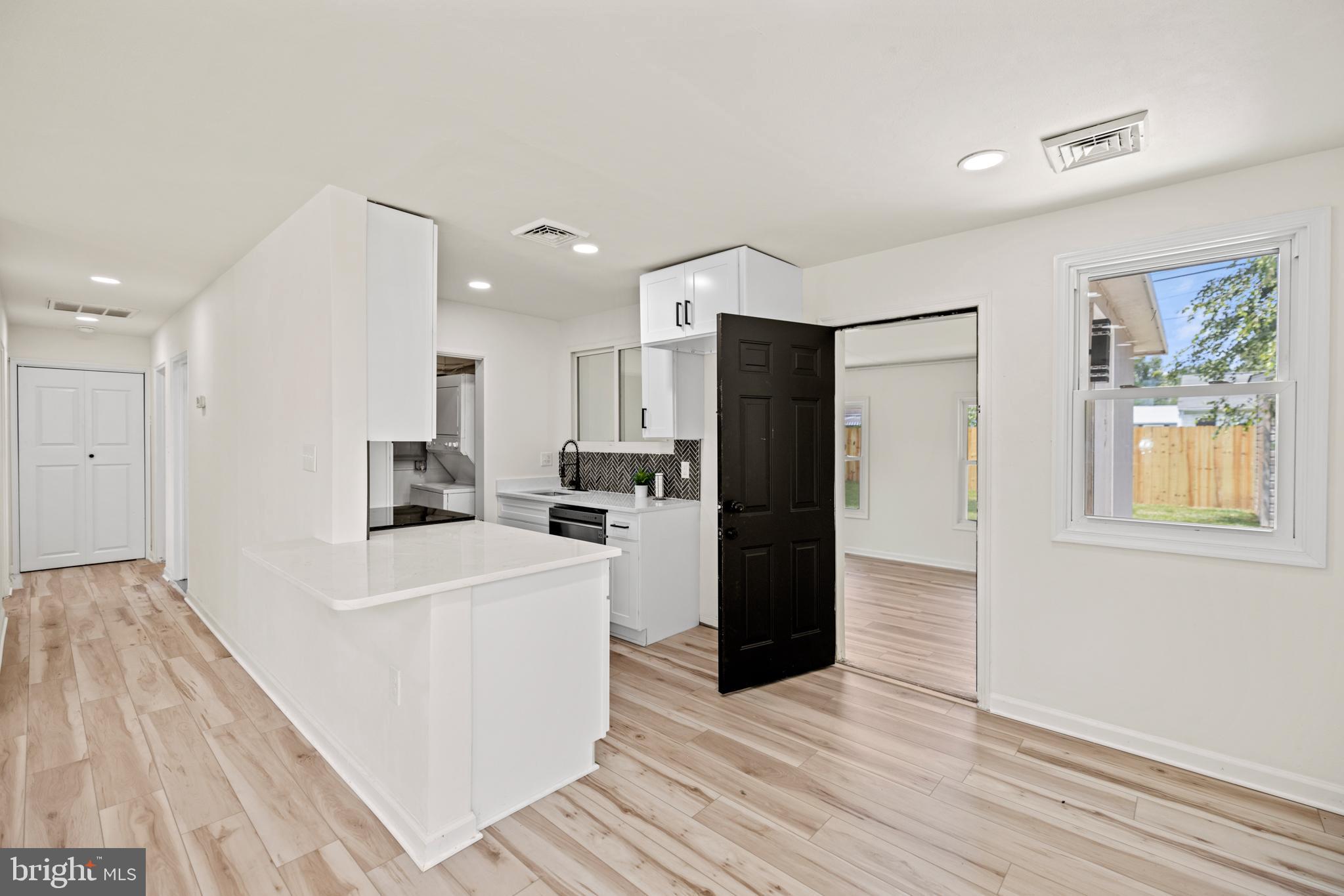 HARUNDALE - Residential