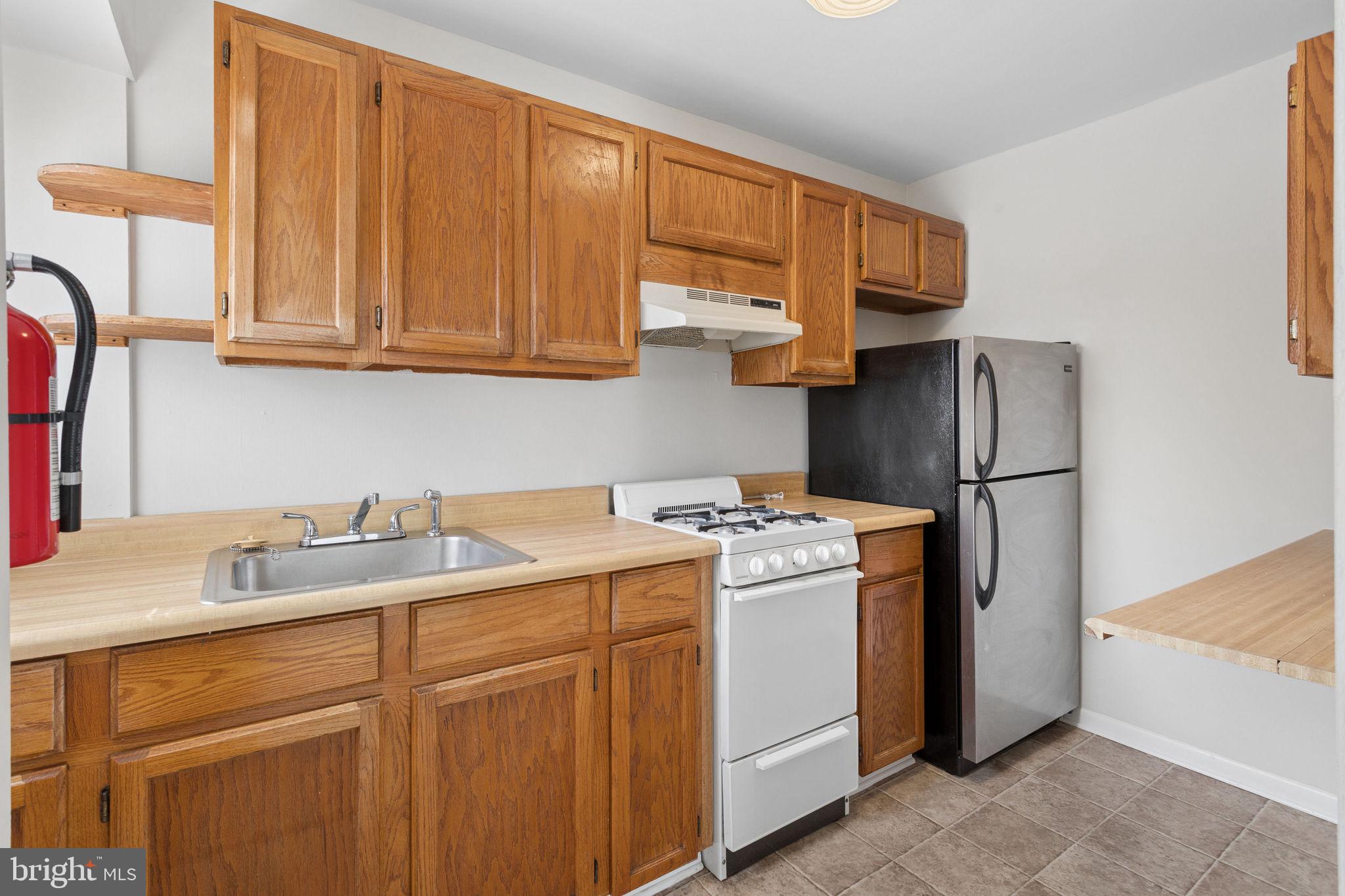 407 CINNAMINSON AVENUE 5