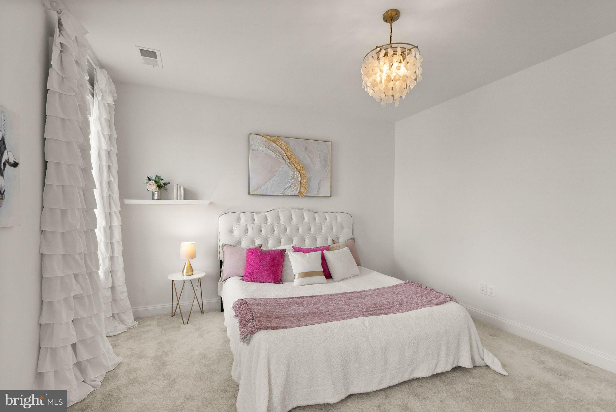 THE GRANT AT WILLOWSFORD - Residential