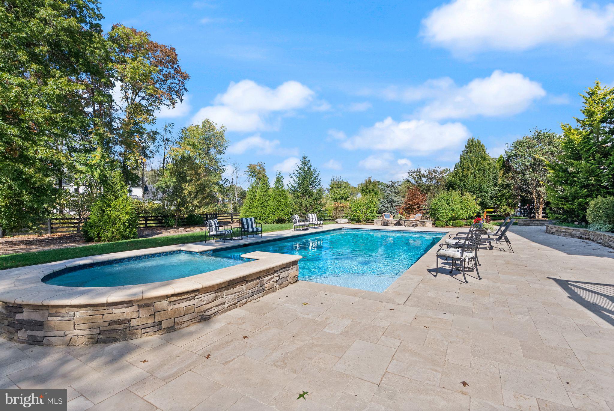 THE GRANT AT WILLOWSFORD - Residential