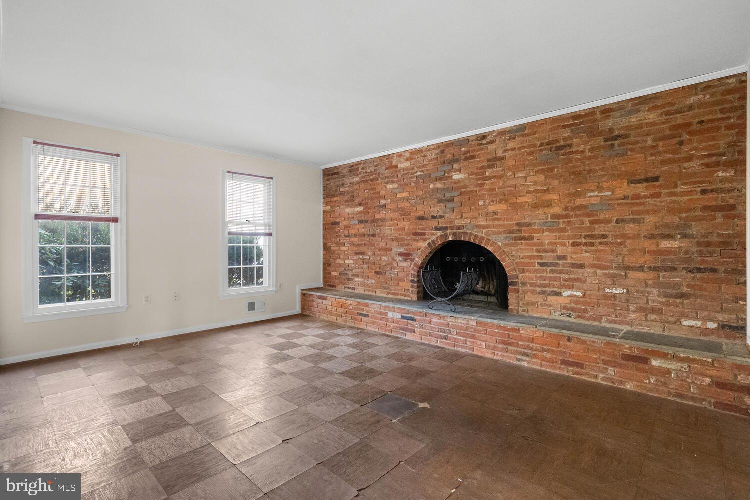 NORBECK ESTATES - Residential