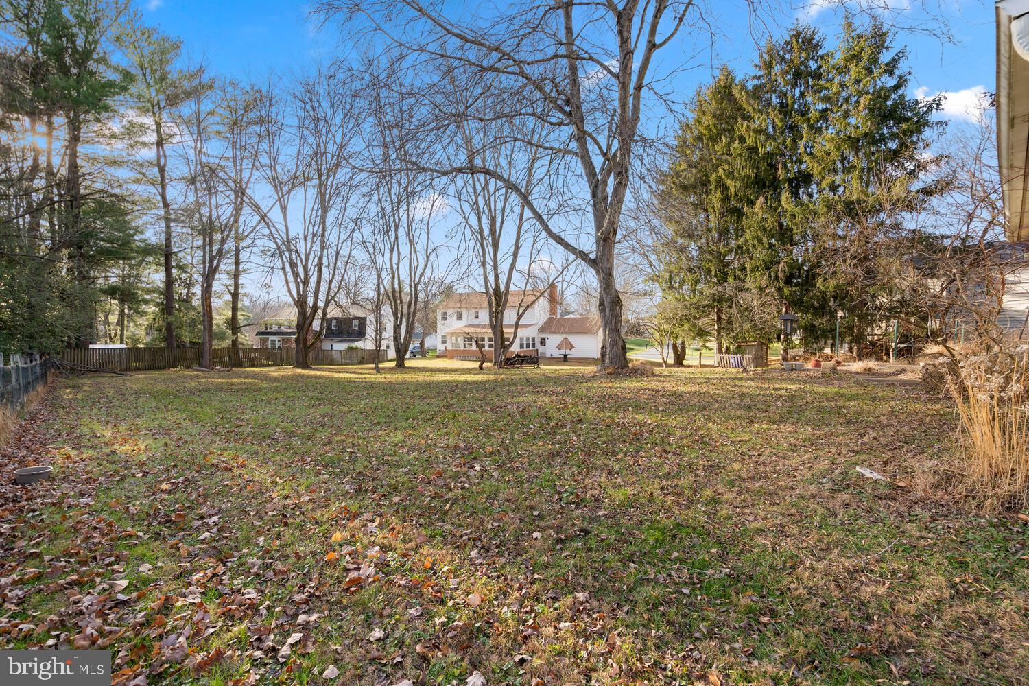 NORBECK ESTATES - Residential