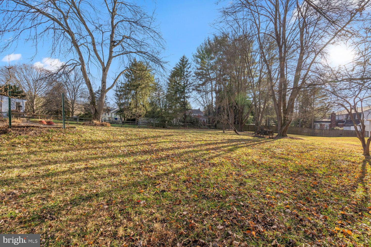 NORBECK ESTATES - Residential