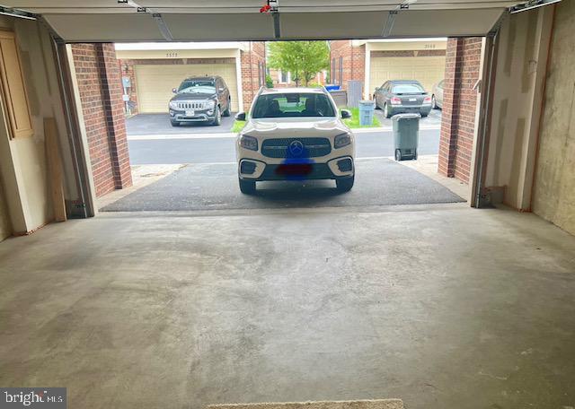 URBANA - Residential Lease