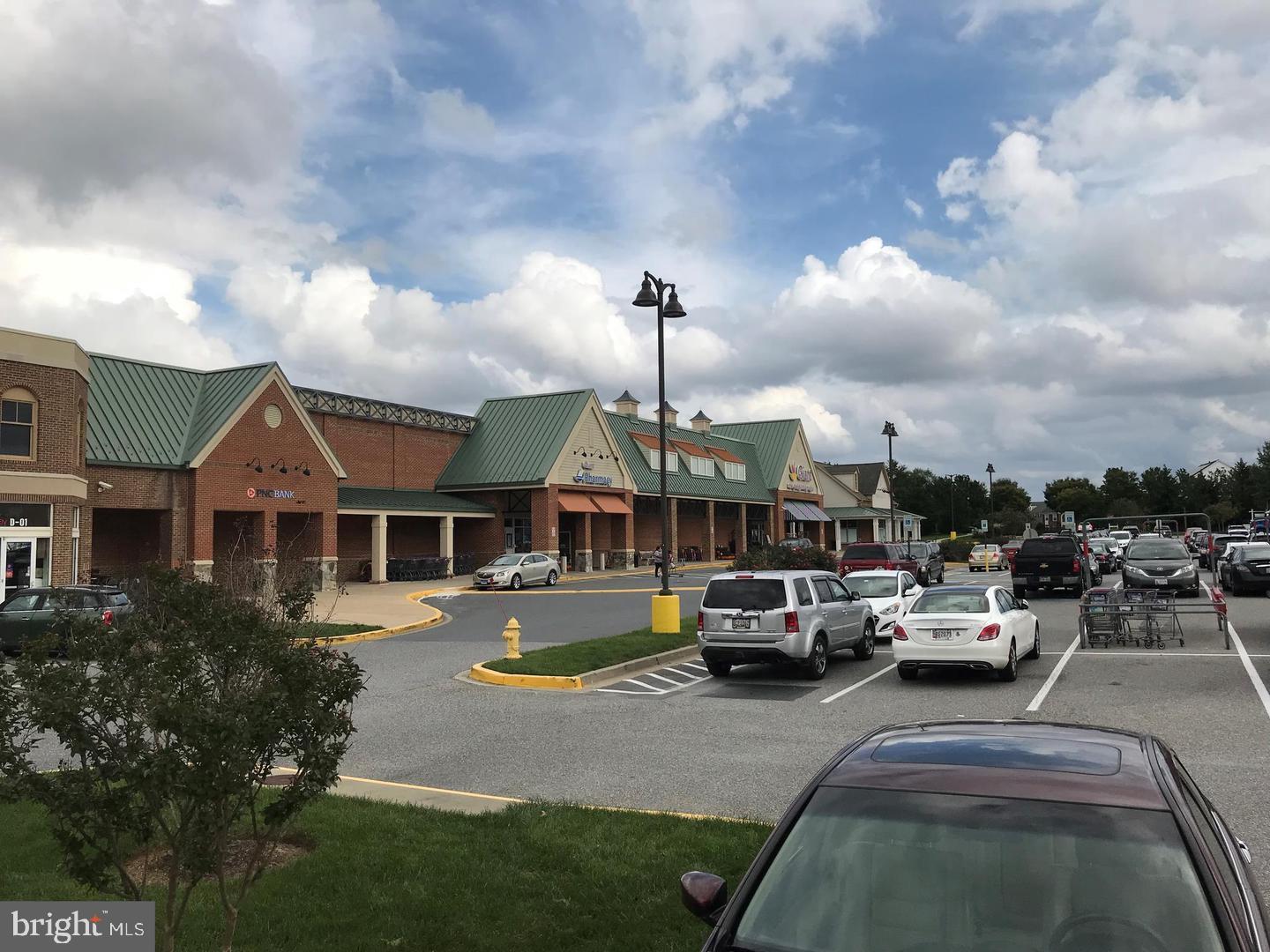 URBANA - Residential Lease