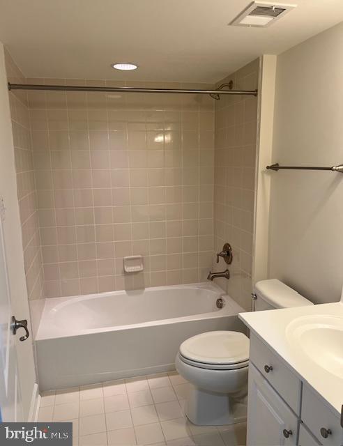 URBANA - Residential Lease