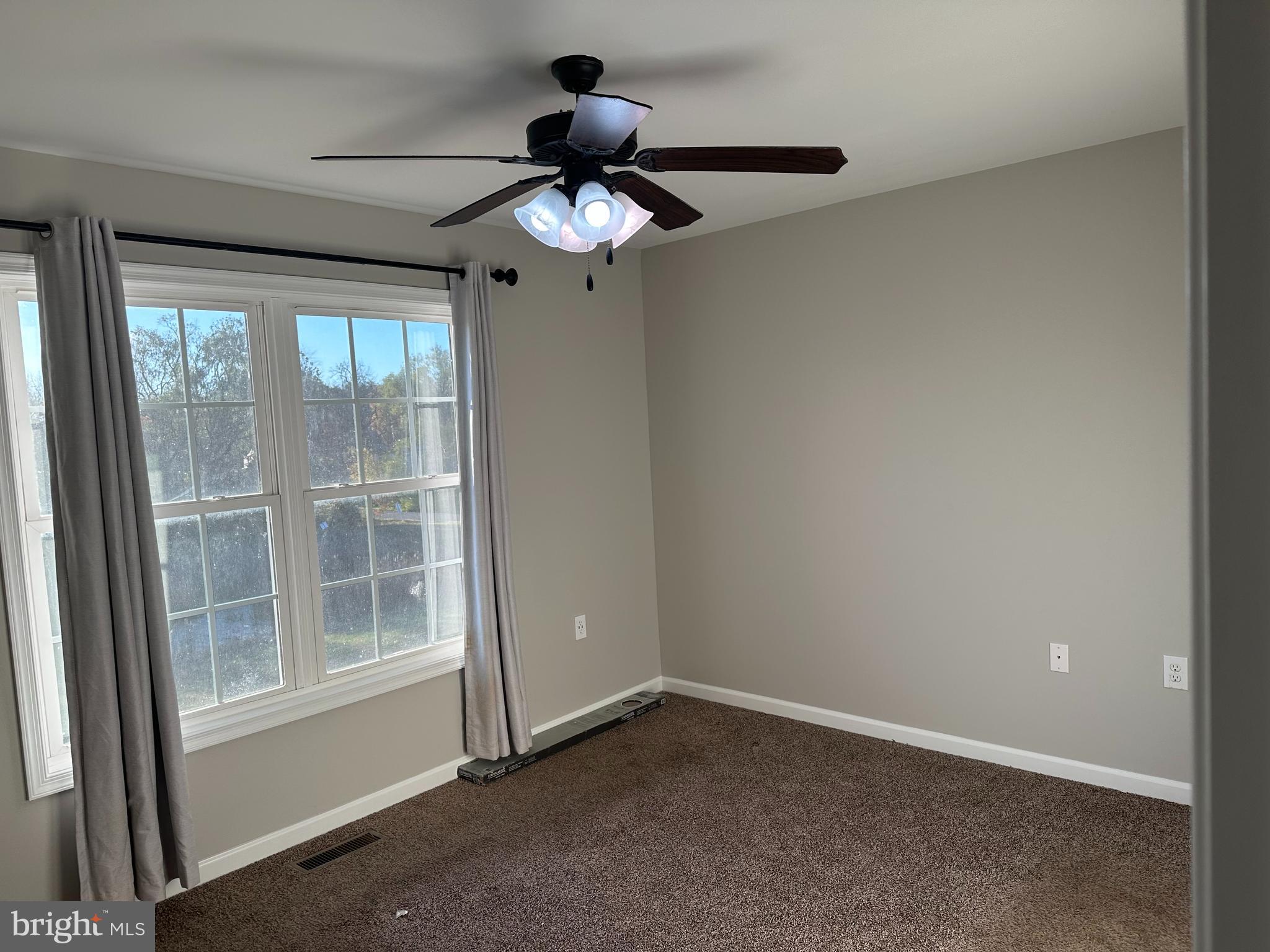 CAMELOT - Residential