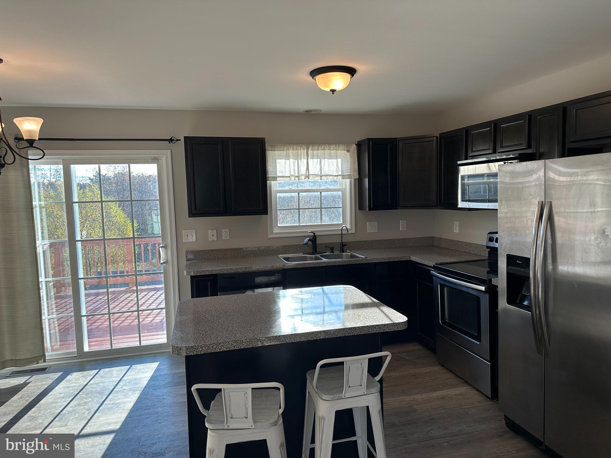 CAMELOT - Residential