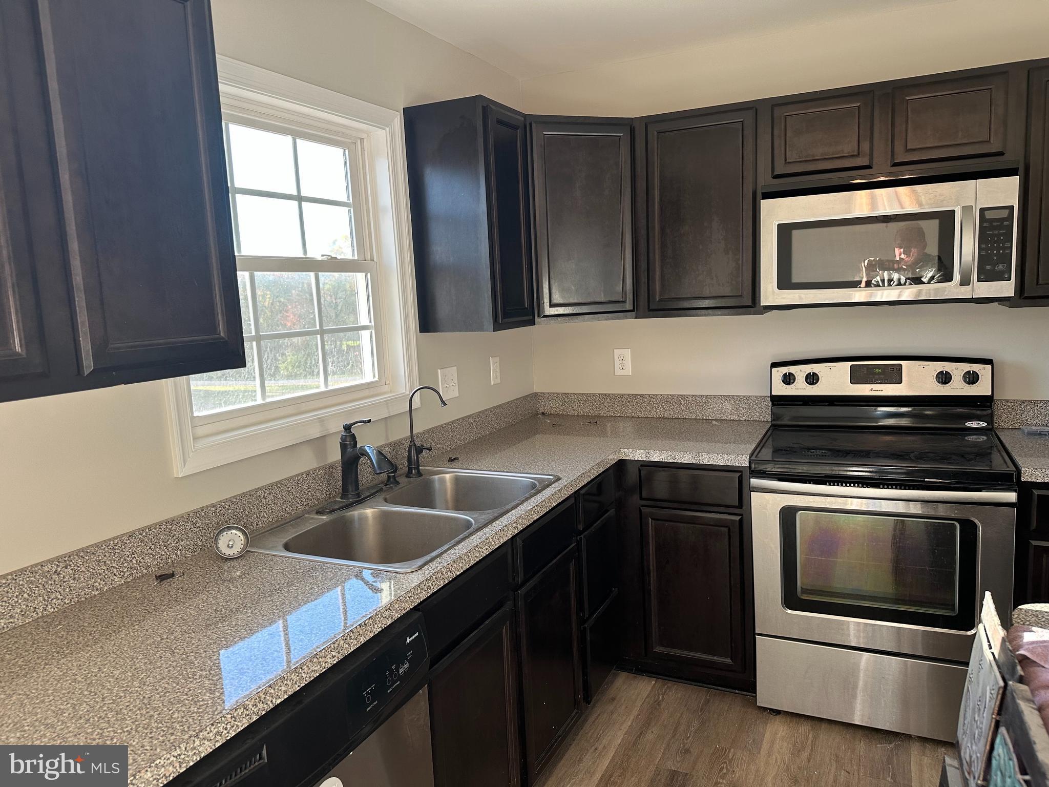 CAMELOT - Residential