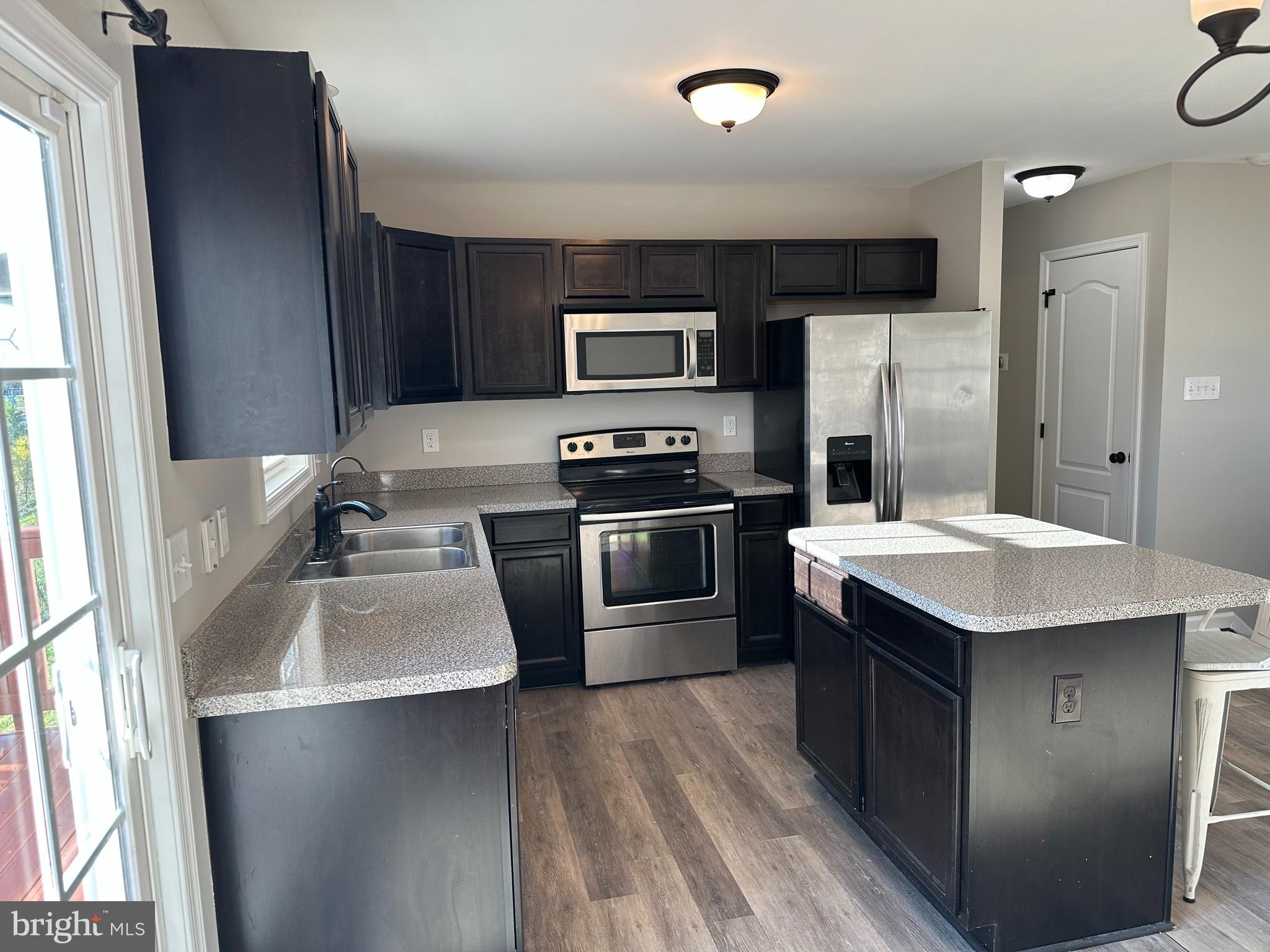 CAMELOT - Residential