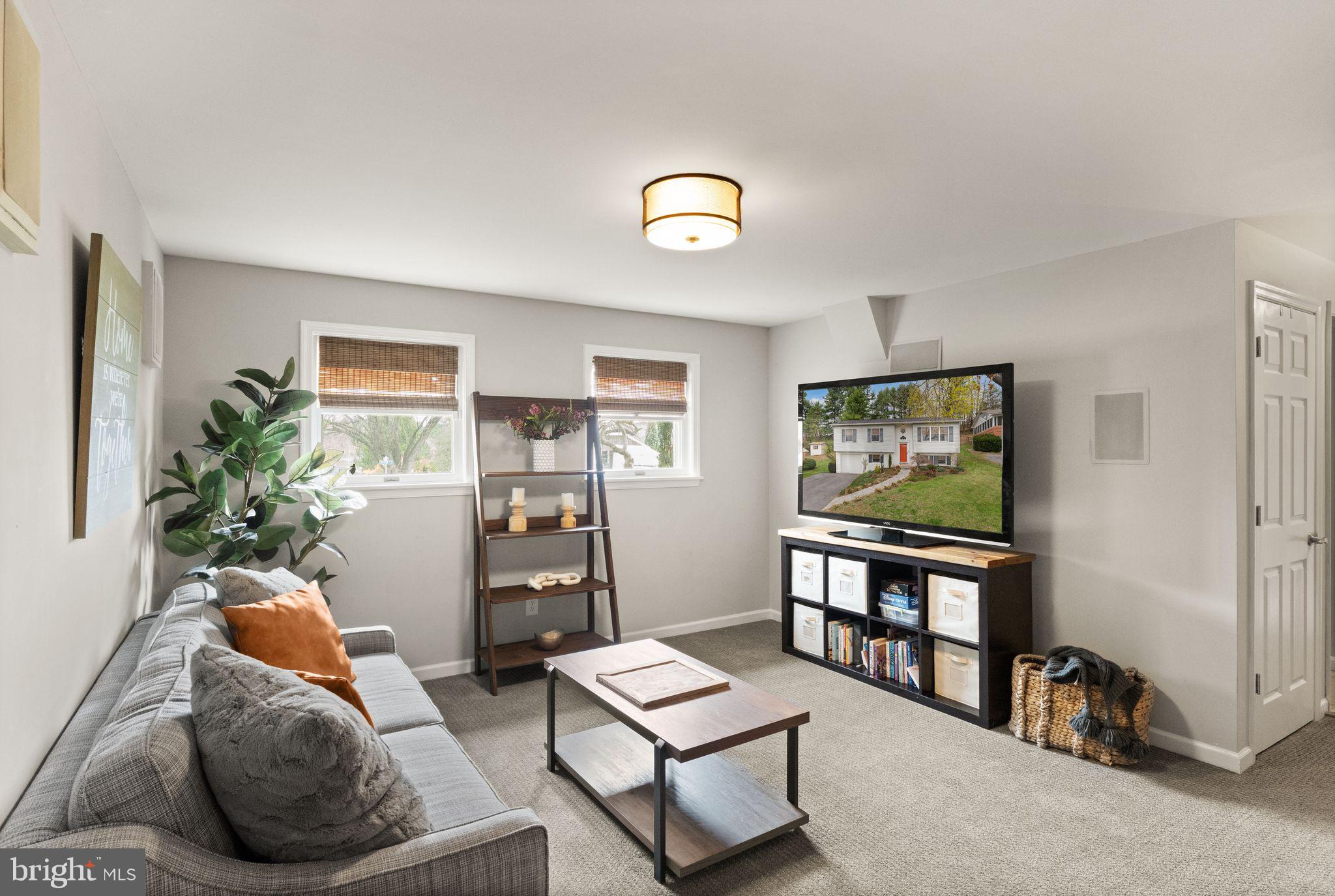 WHITACRE - Residential