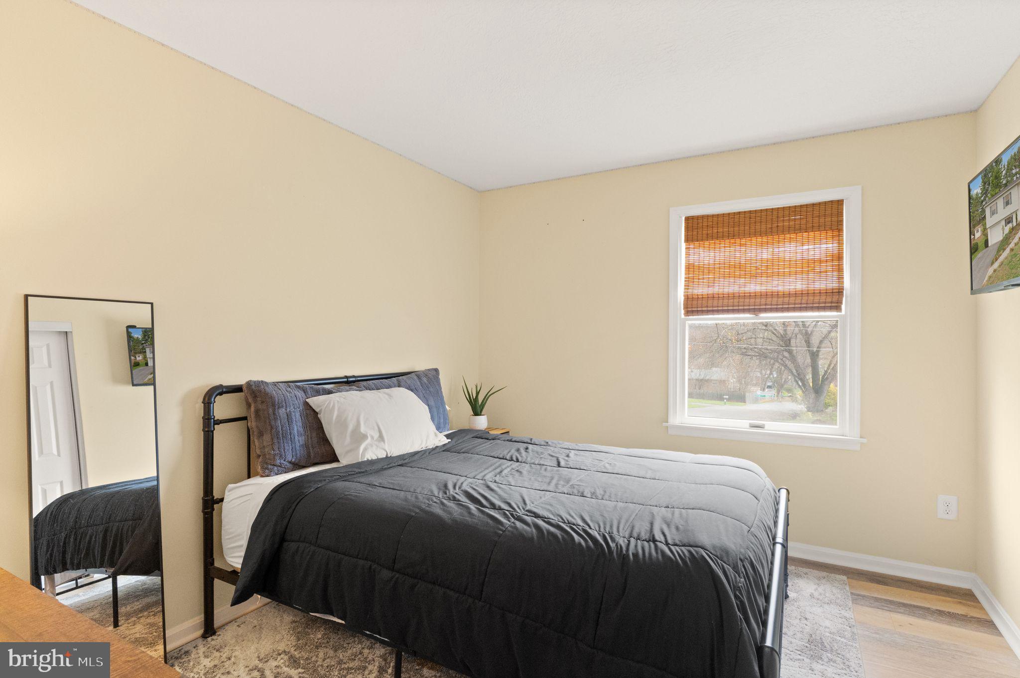 WHITACRE - Residential