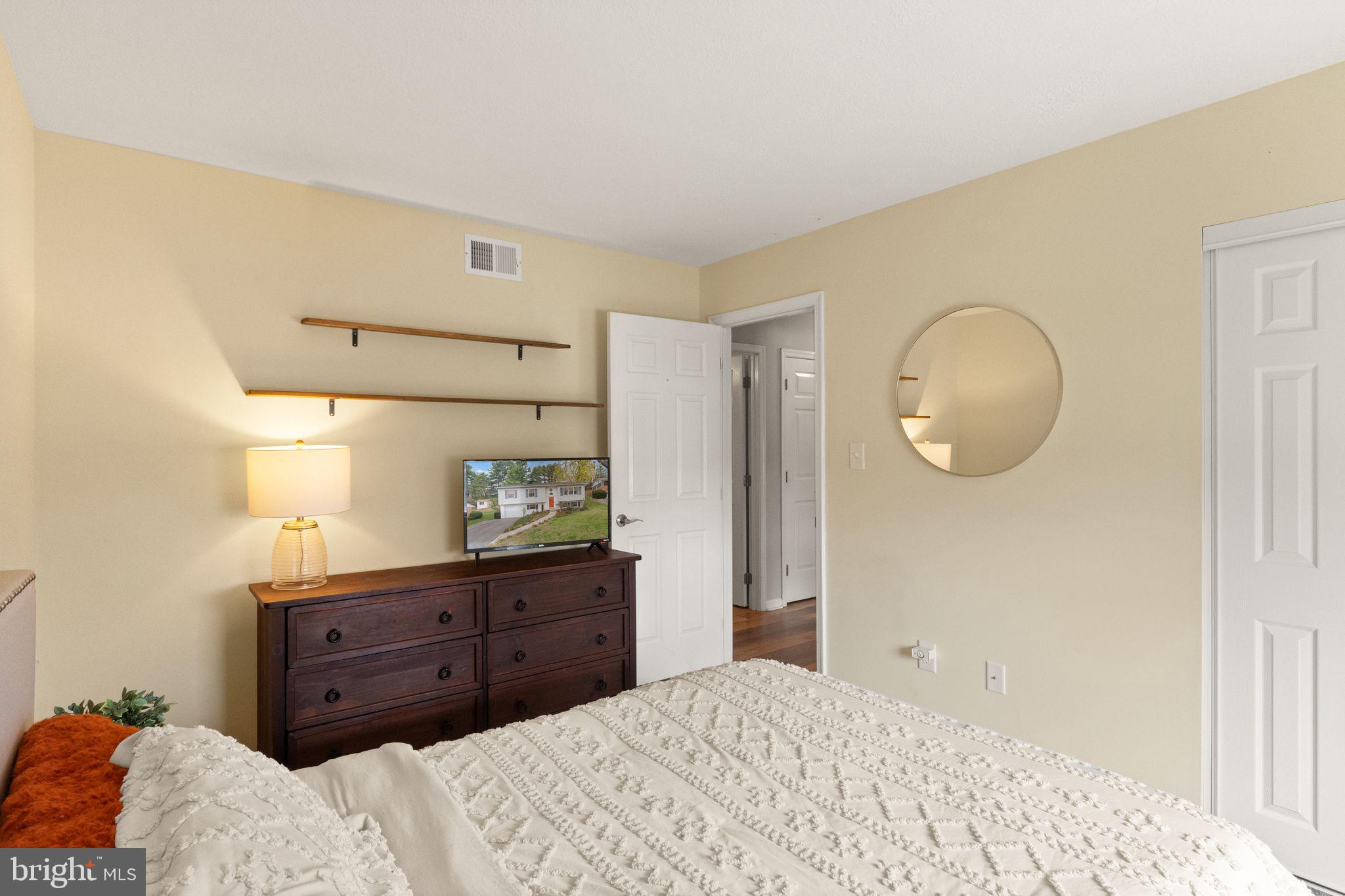 WHITACRE - Residential