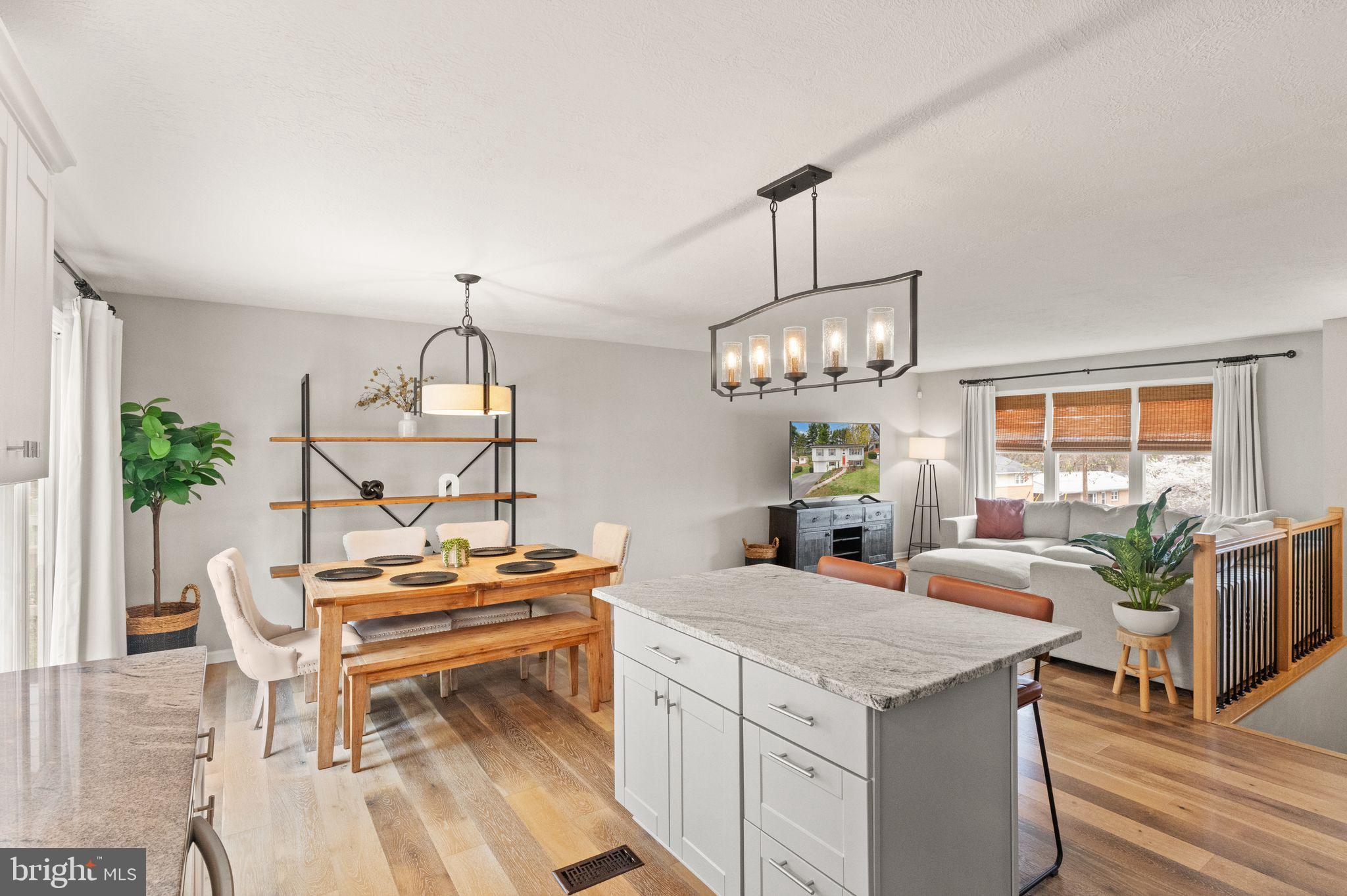 WHITACRE - Residential