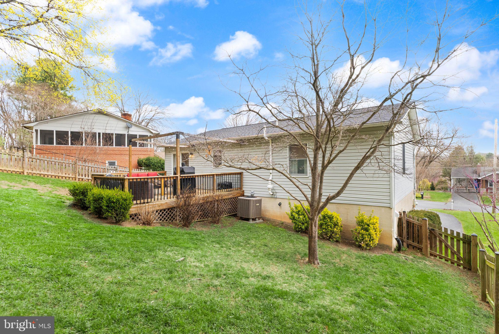 WHITACRE - Residential