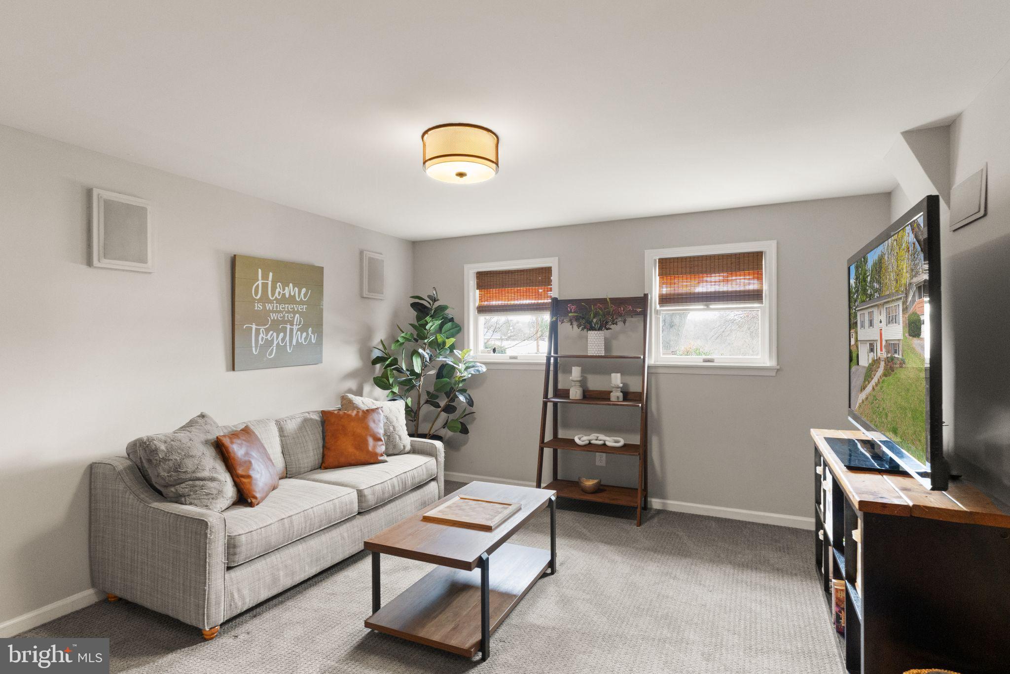 WHITACRE - Residential