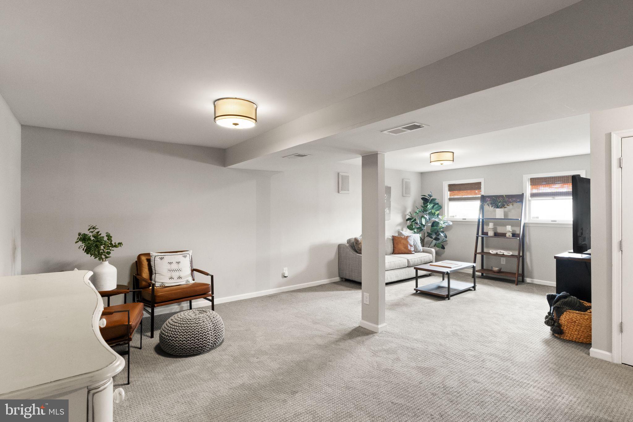 WHITACRE - Residential