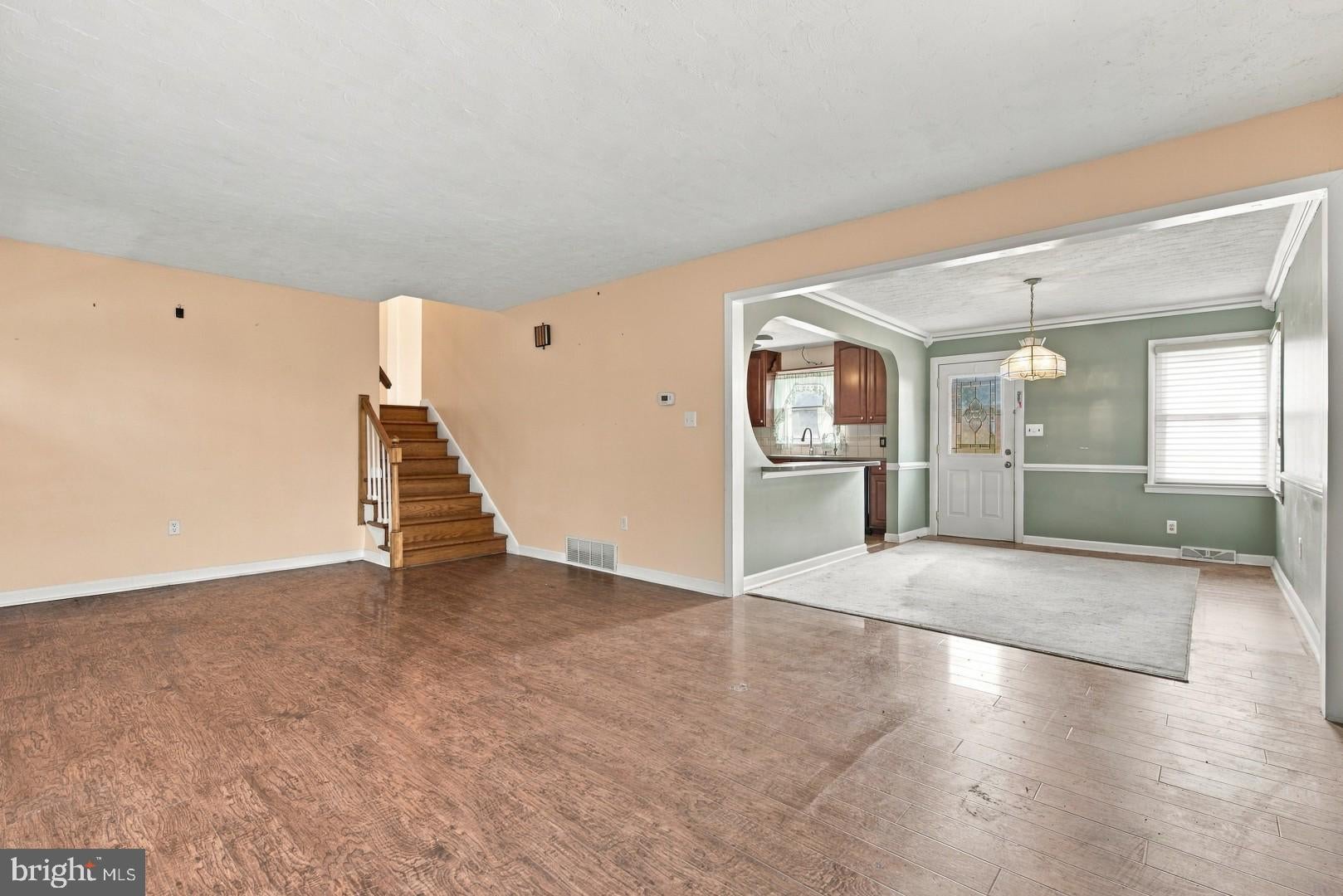 2460 WYNDHURST COURT