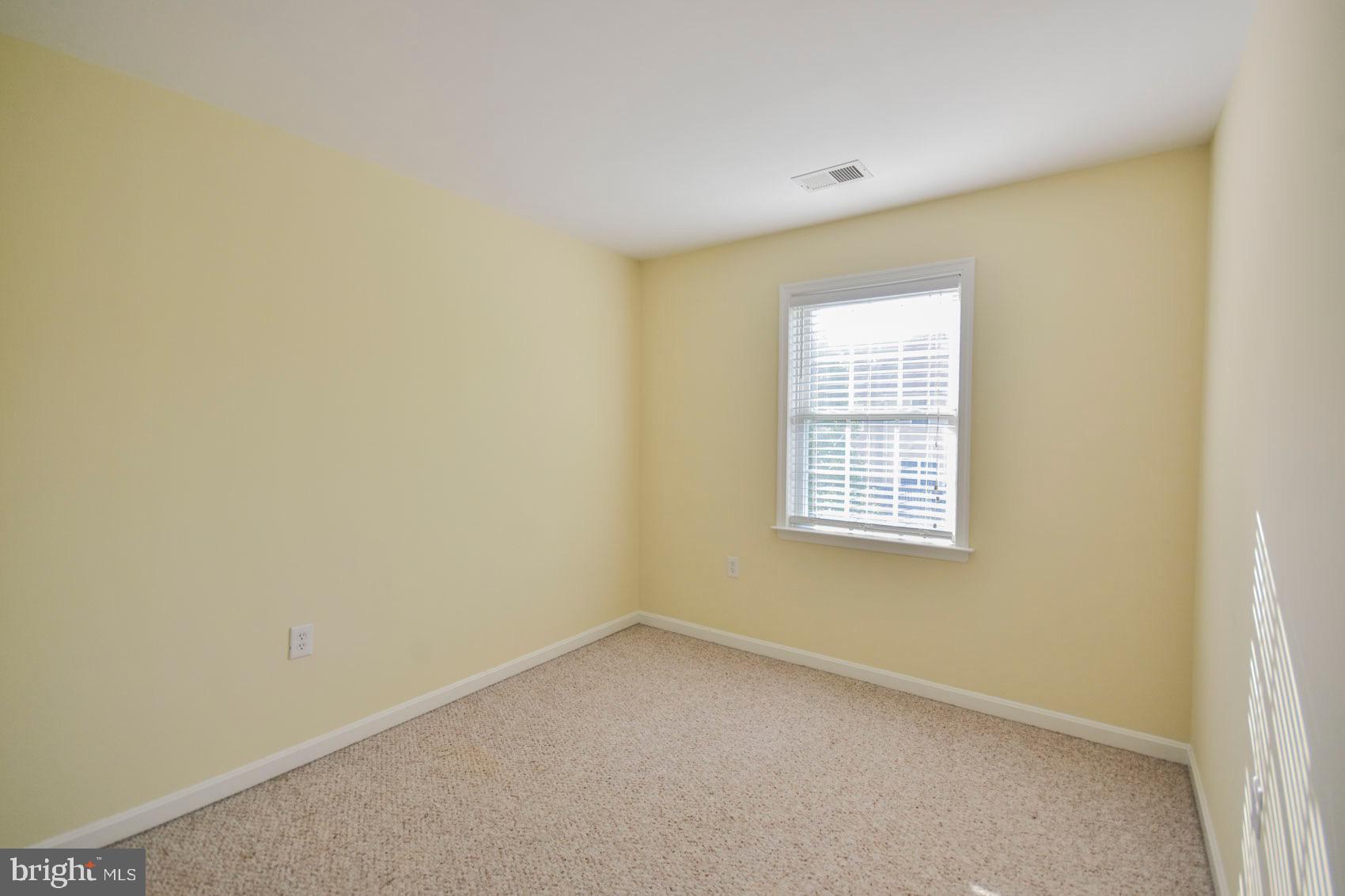 HAMMONDS MILL - Residential Lease