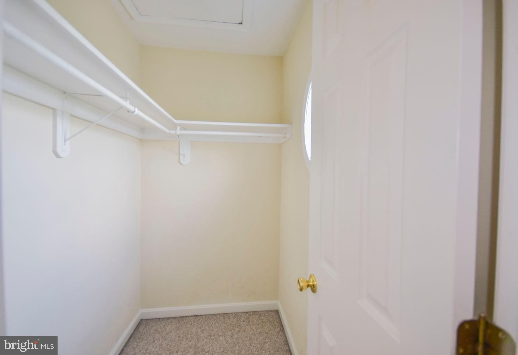 HAMMONDS MILL - Residential Lease