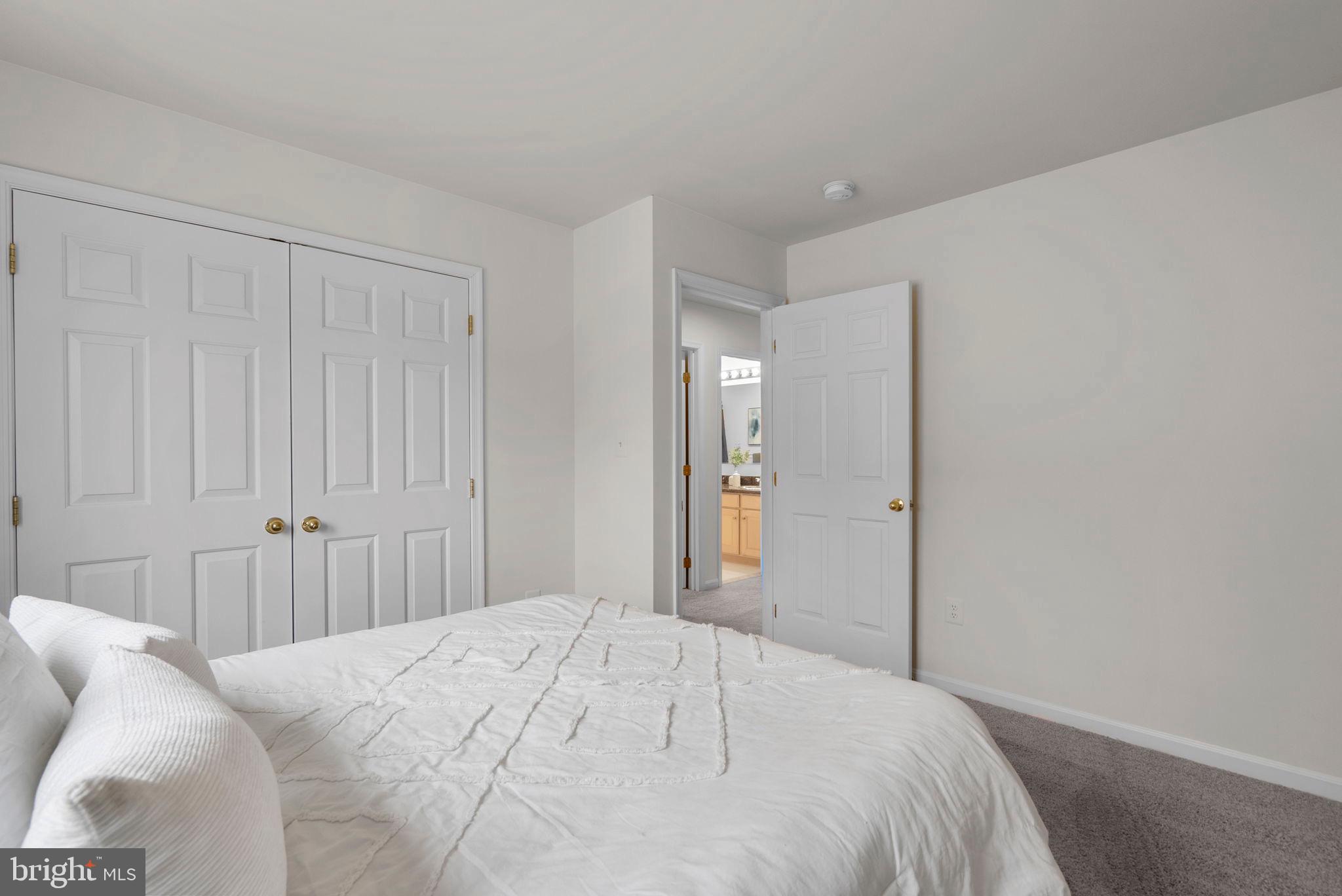 SENECA CROSSING - Residential