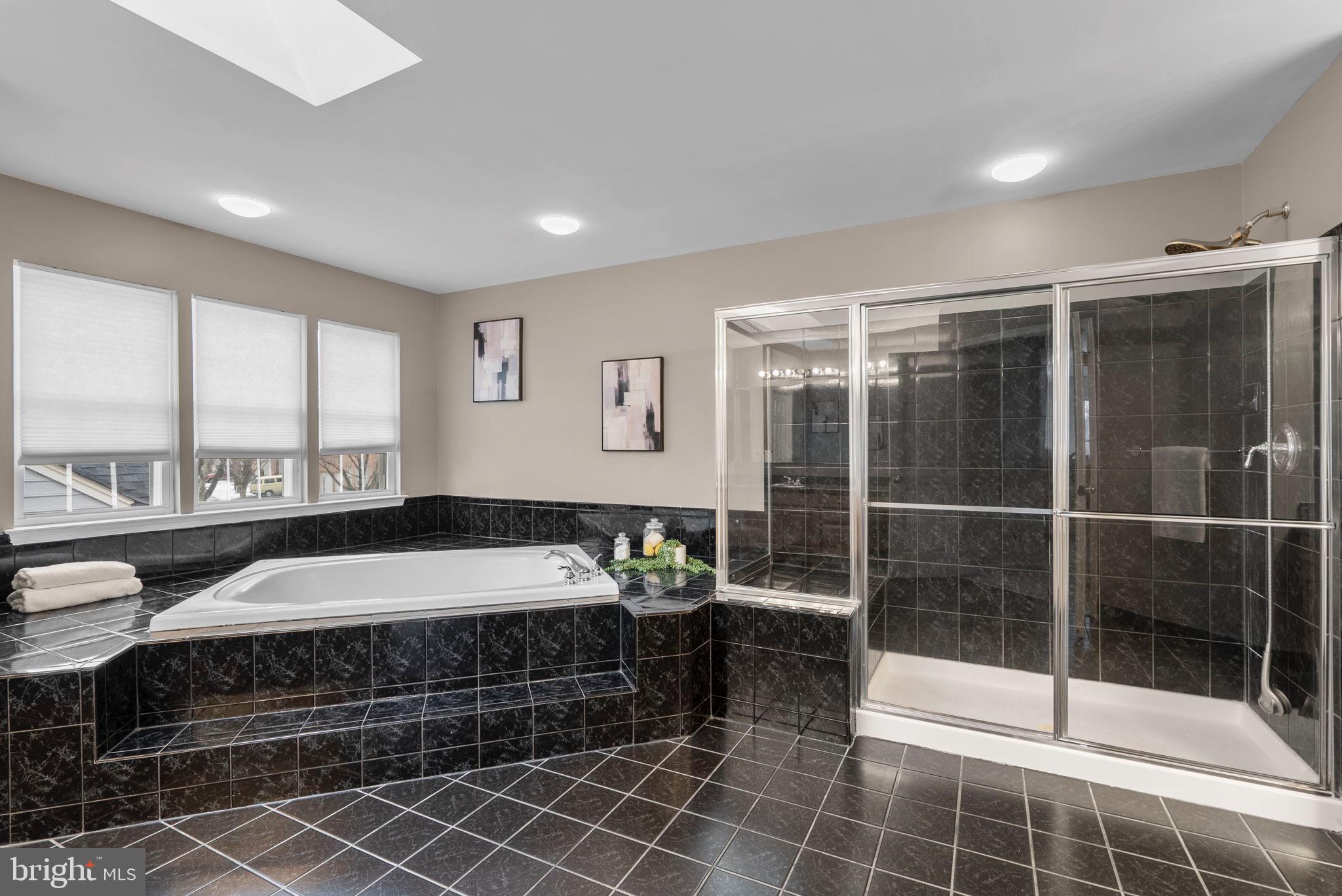 SENECA CROSSING - Residential