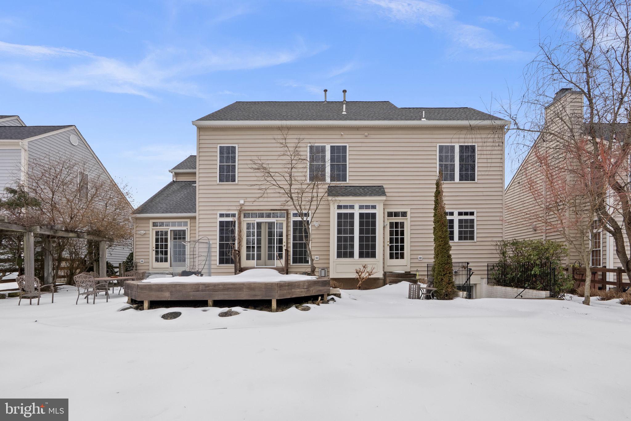 SENECA CROSSING - Residential