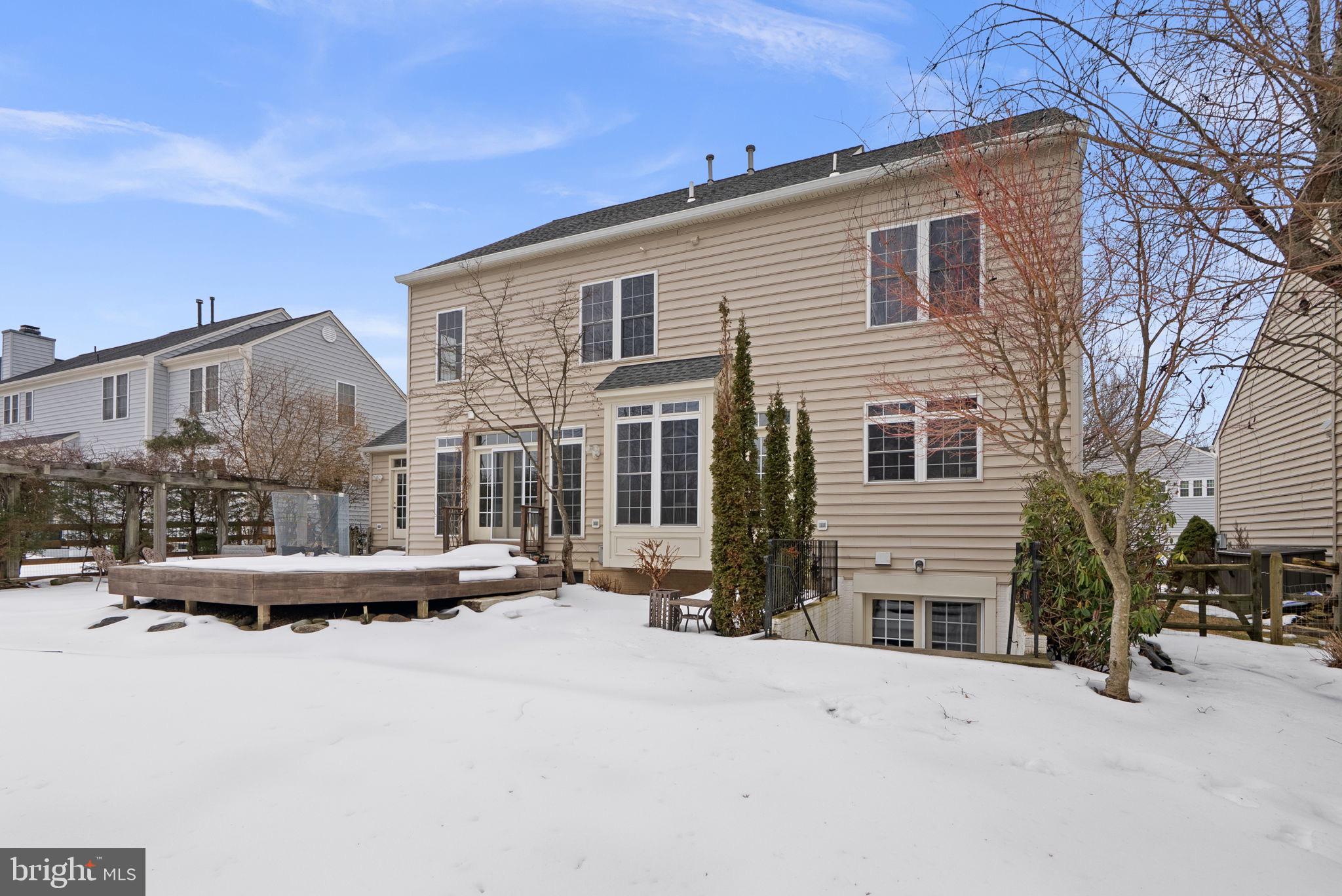 SENECA CROSSING - Residential