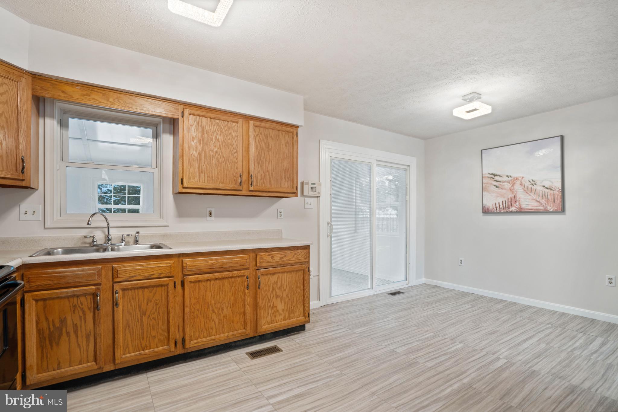 THE MEADOWS AT STRASBURG - Residential