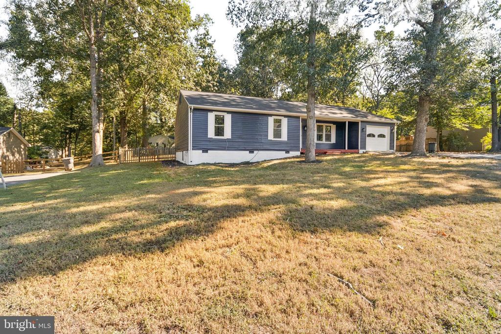 Photo of 39 Hidden Lake Drive, STAFFORD, VA 22556 (MLS # VAST2043948)