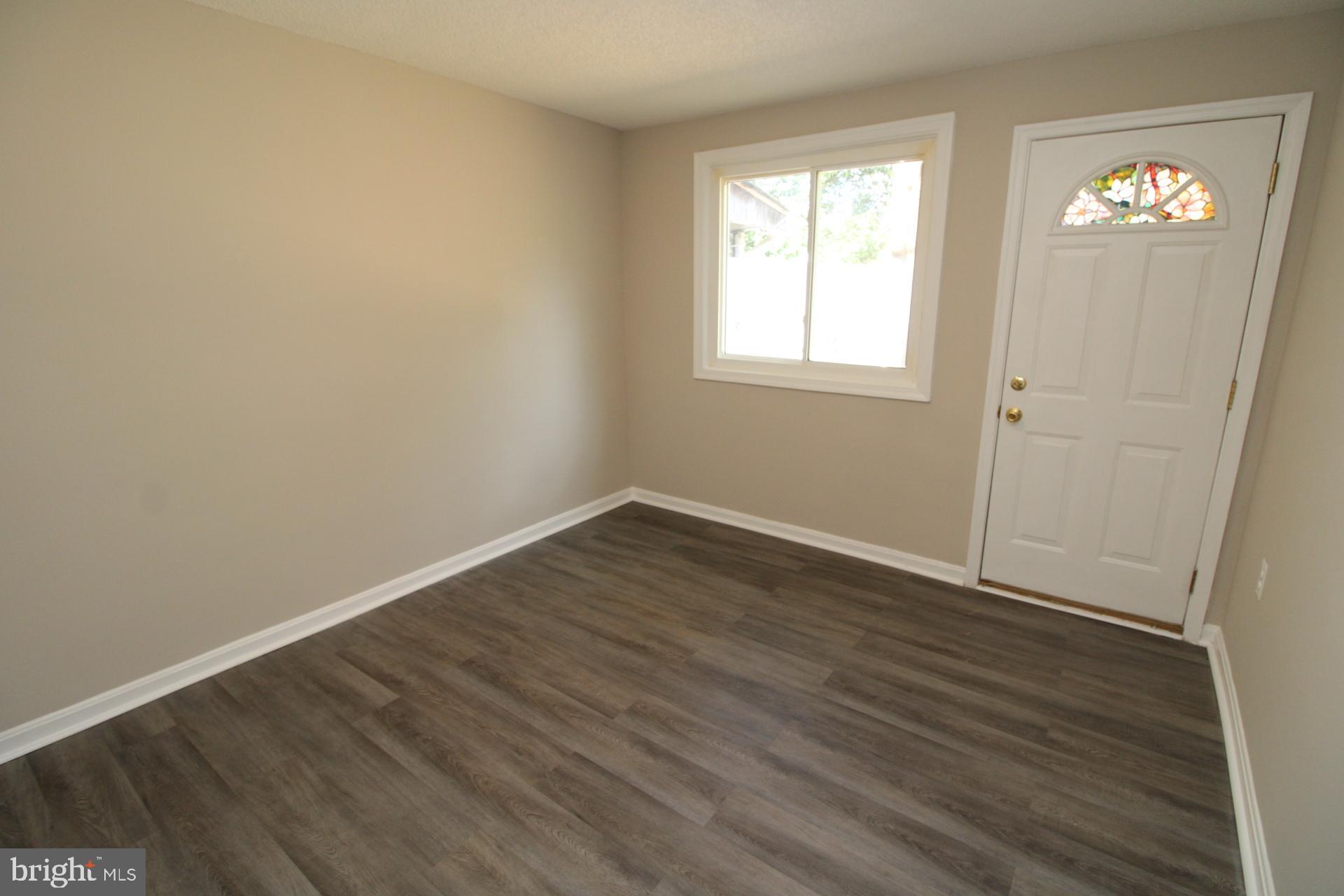 ROCKVILLE TOWN SQUARE - Residential