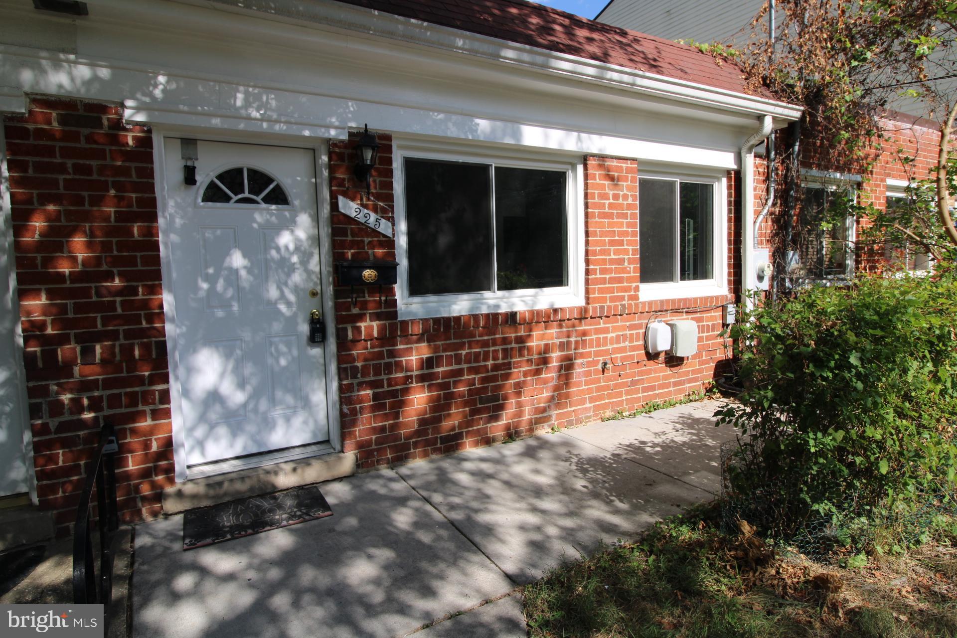 ROCKVILLE TOWN SQUARE - Residential