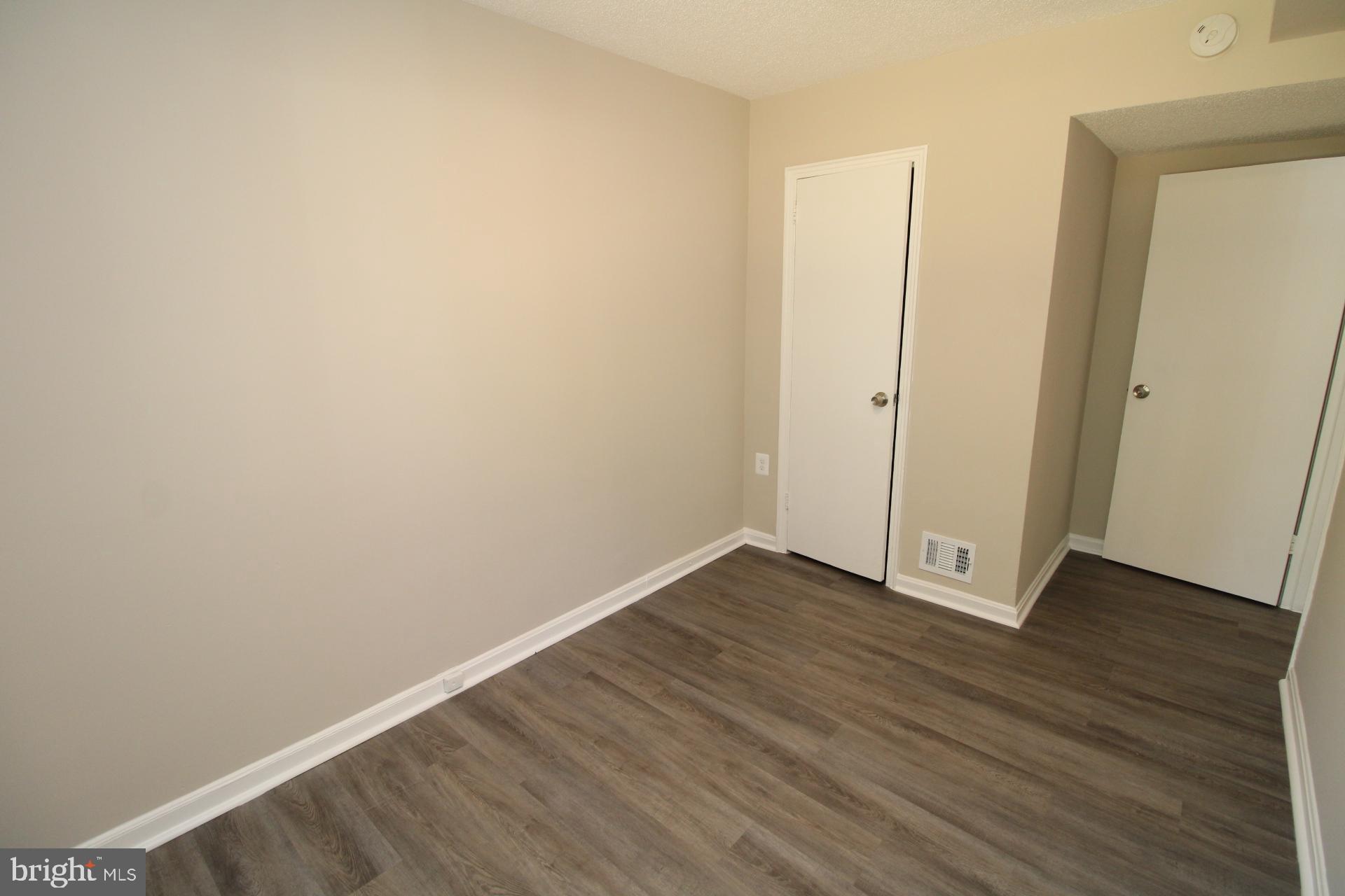 ROCKVILLE TOWN SQUARE - Residential