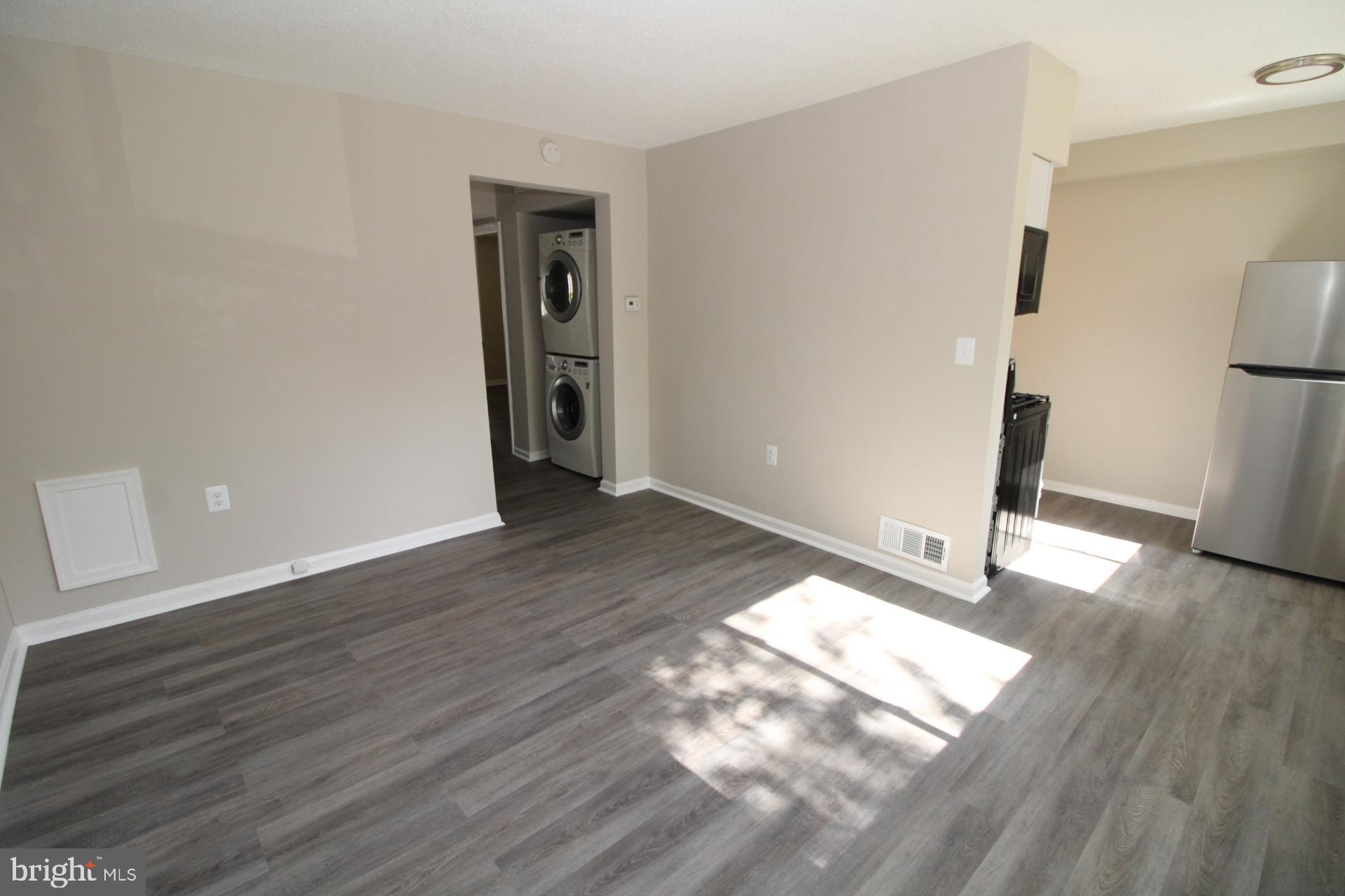 ROCKVILLE TOWN SQUARE - Residential