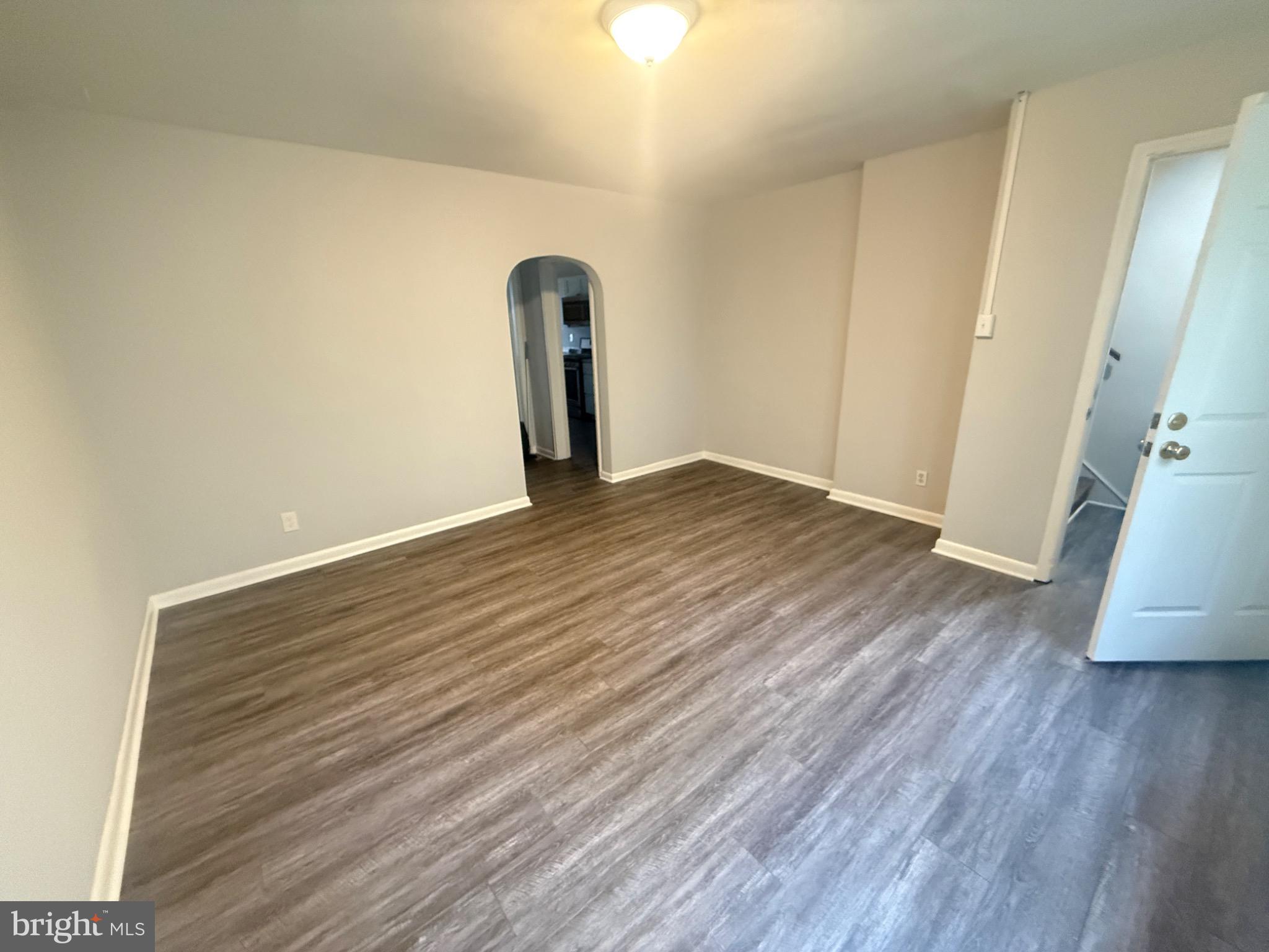 DUNDALK - Residential Lease