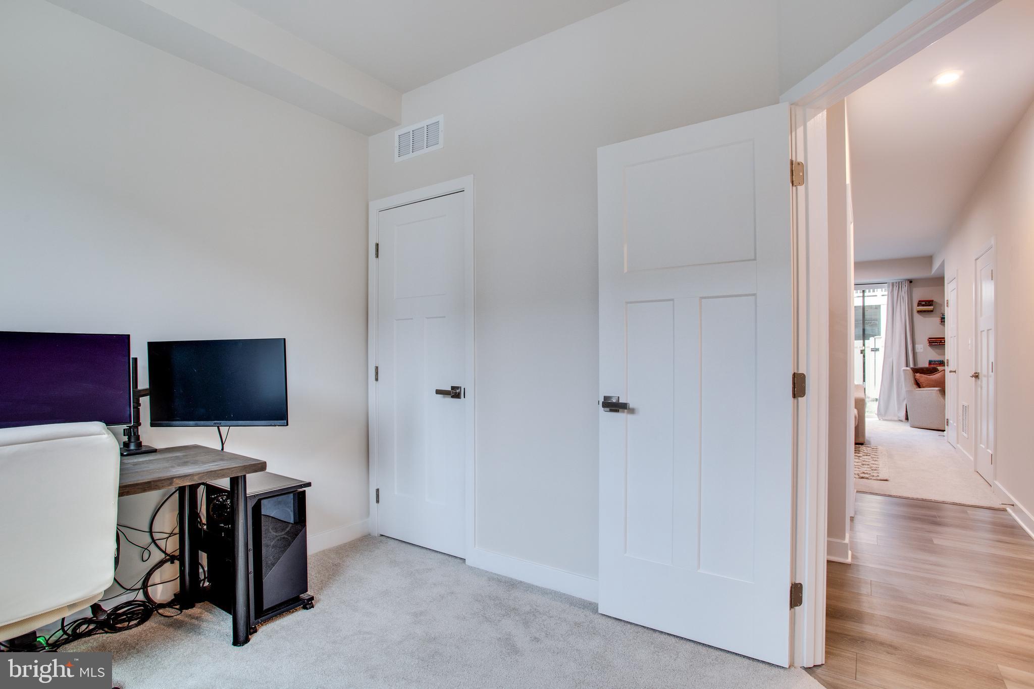 TANYARD SHORES - Residential