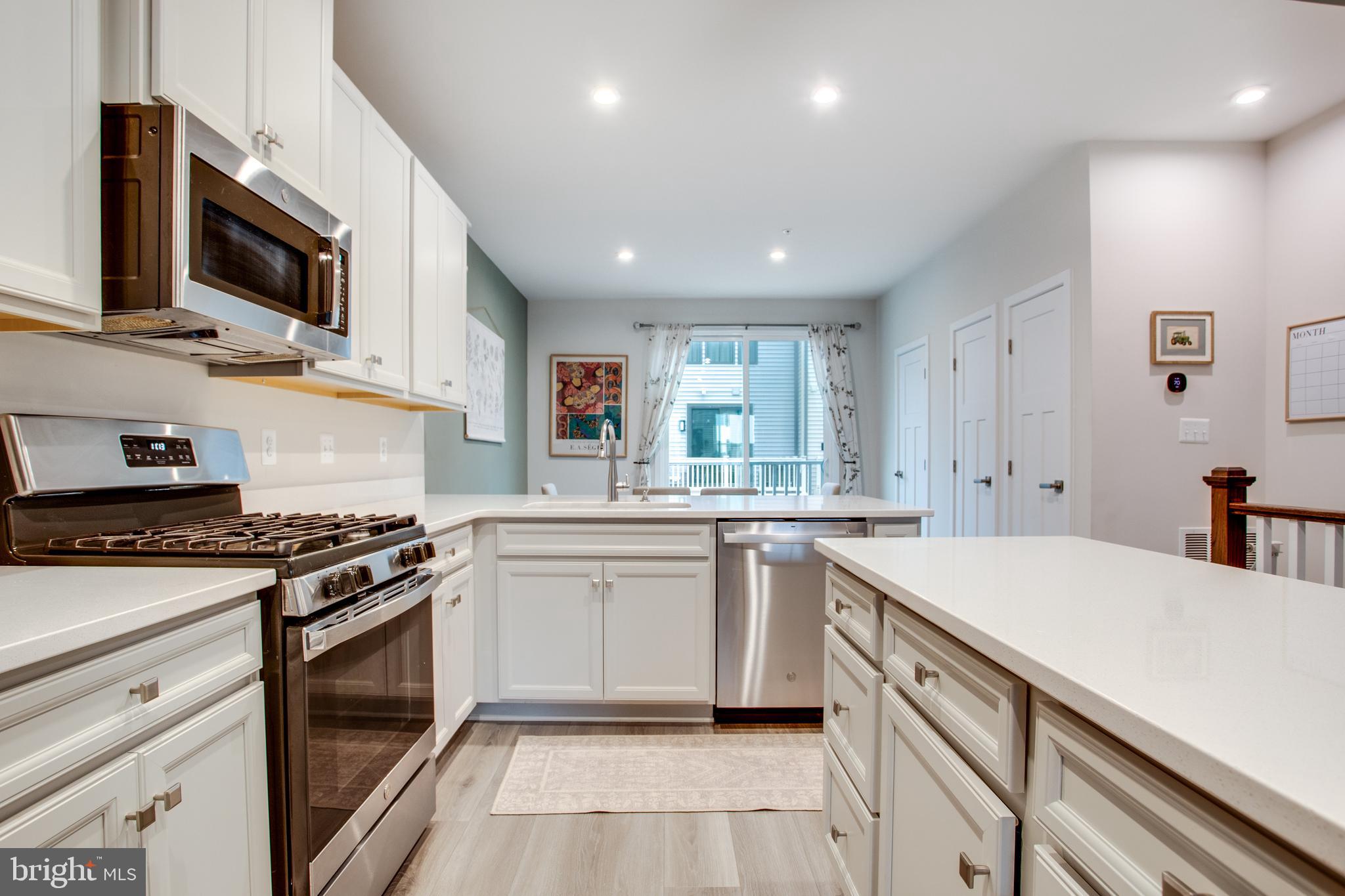 TANYARD SHORES - Residential