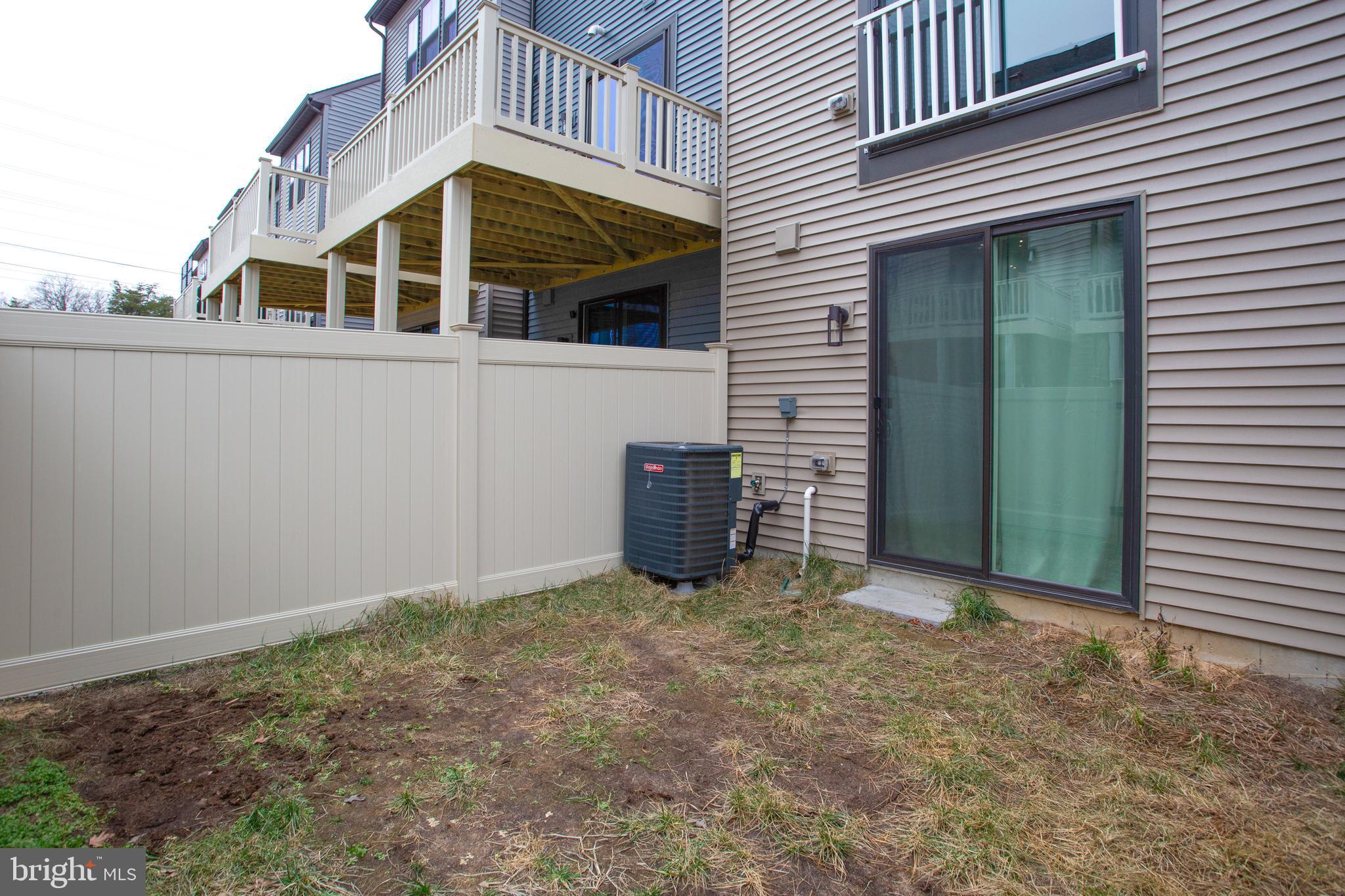 TANYARD SHORES - Residential