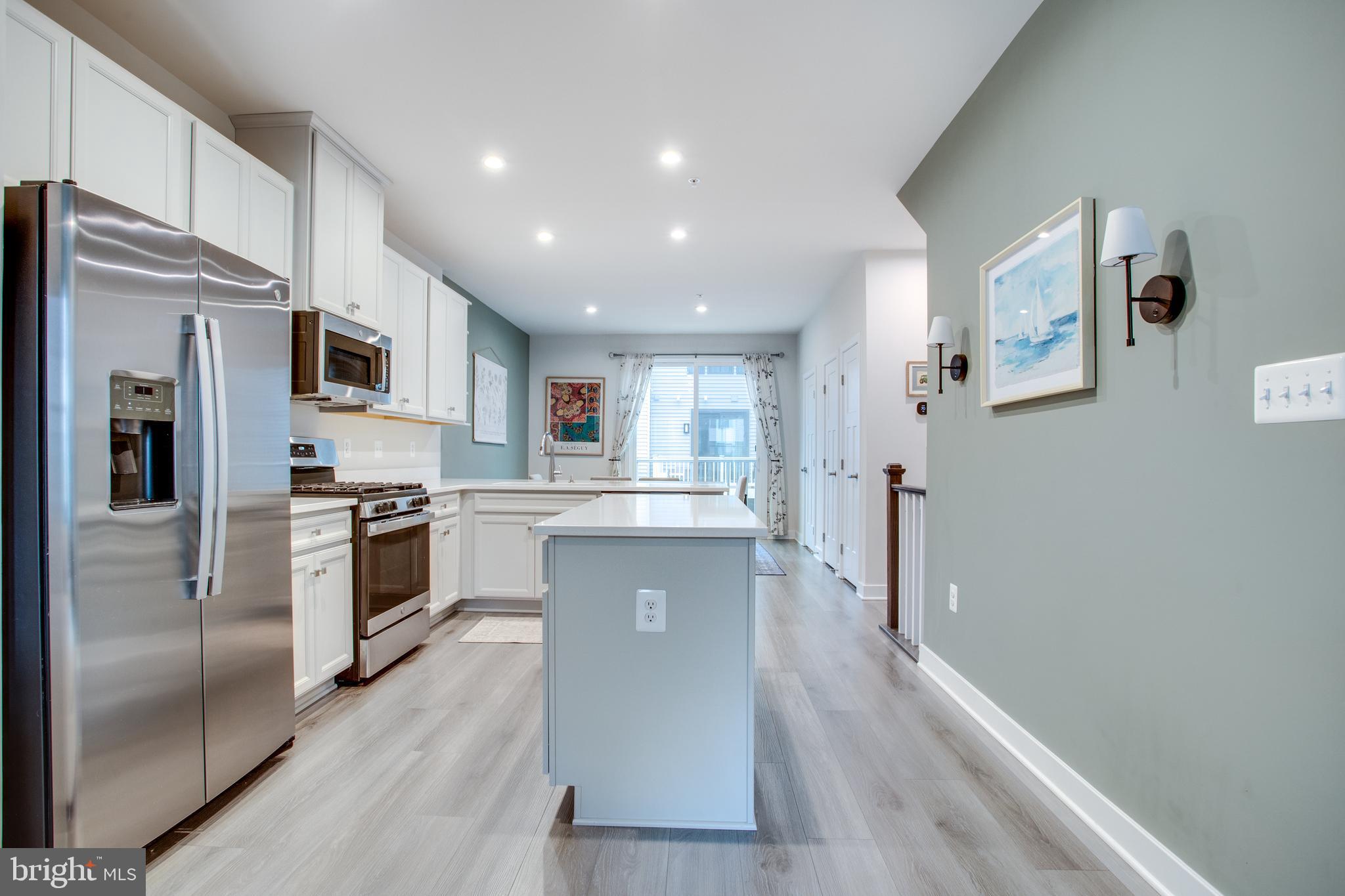 TANYARD SHORES - Residential